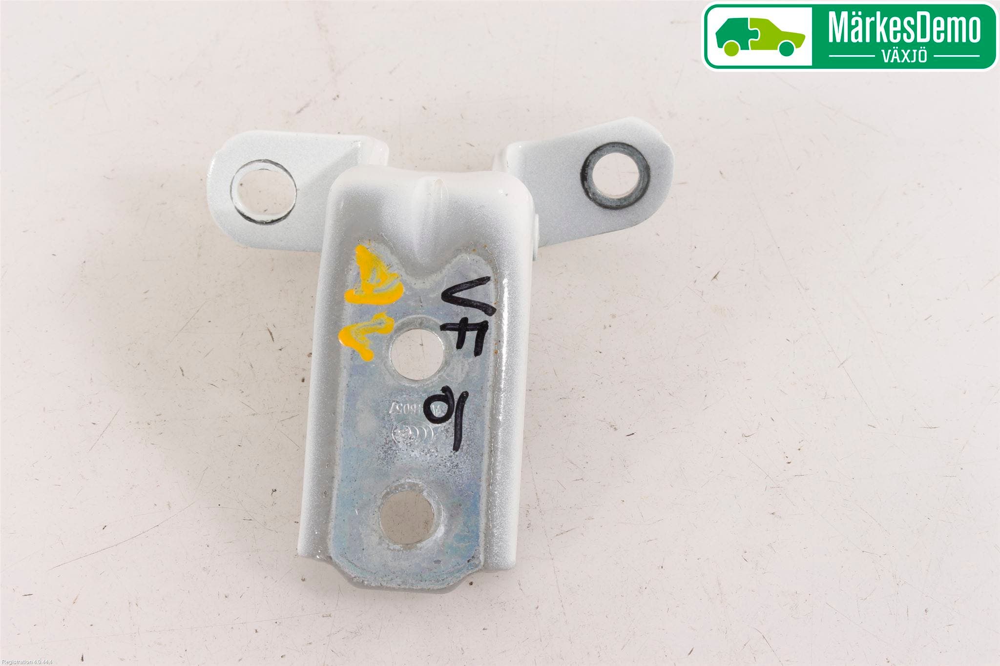 Hyundai i20 GB 15-20 Dörrgångjärn