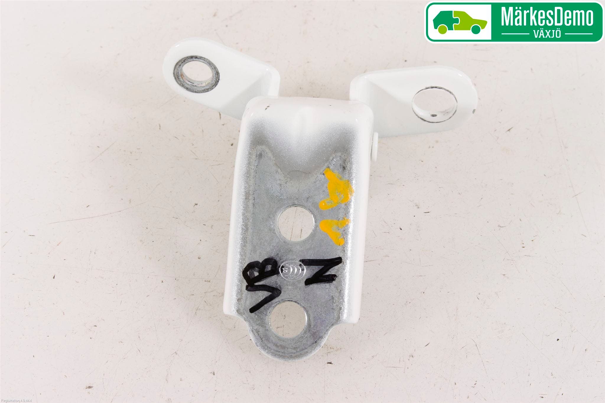 Hyundai i20 GB 15-20 Dörrgångjärn