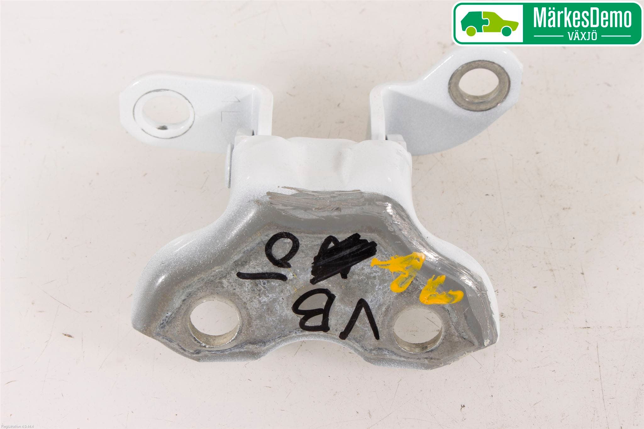 Toyota YARIS XP130 15-20 Dörrgångjärn