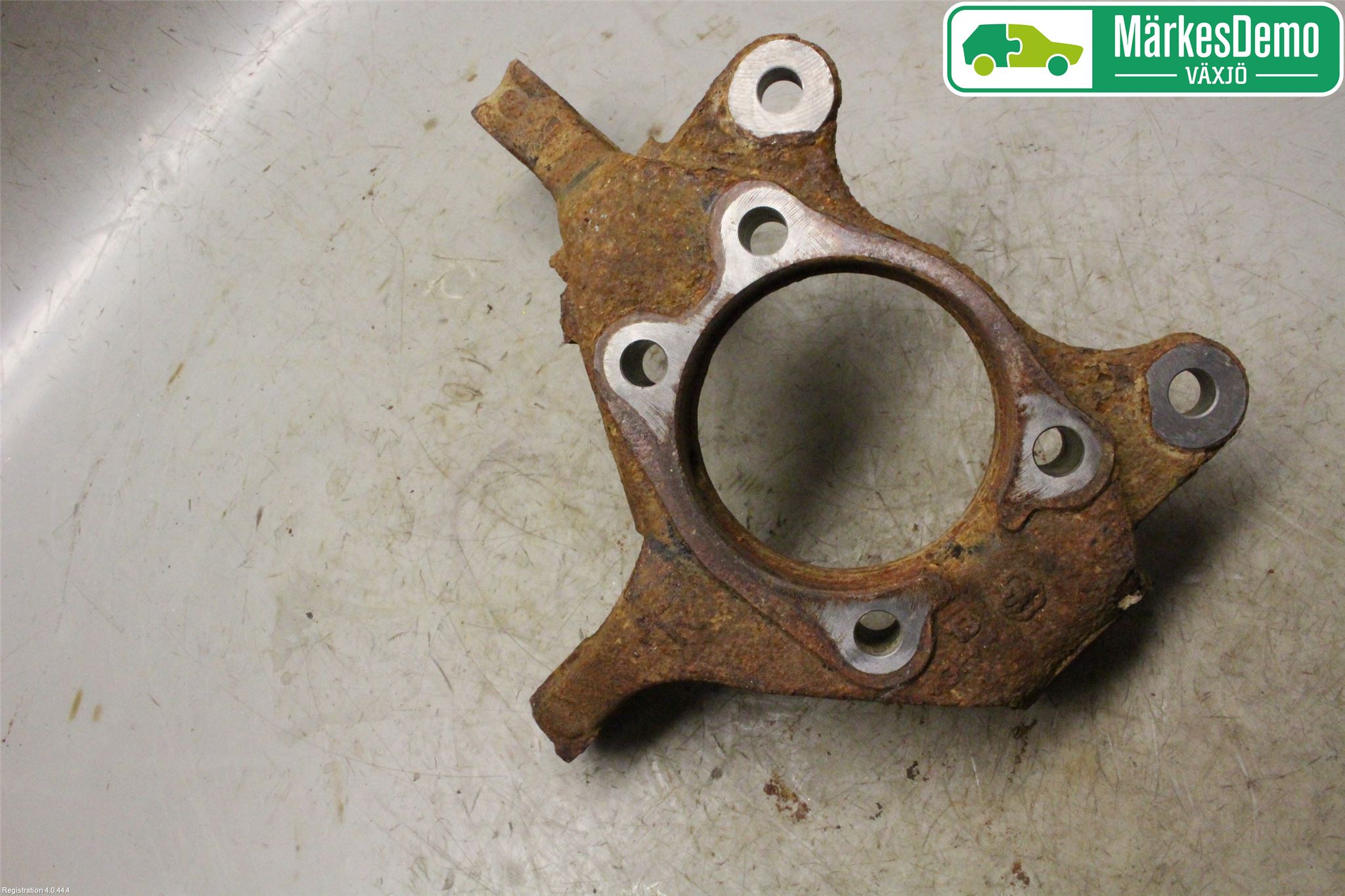 Toyota AURIS 10-12 Styrspindel Lagerhus Hö