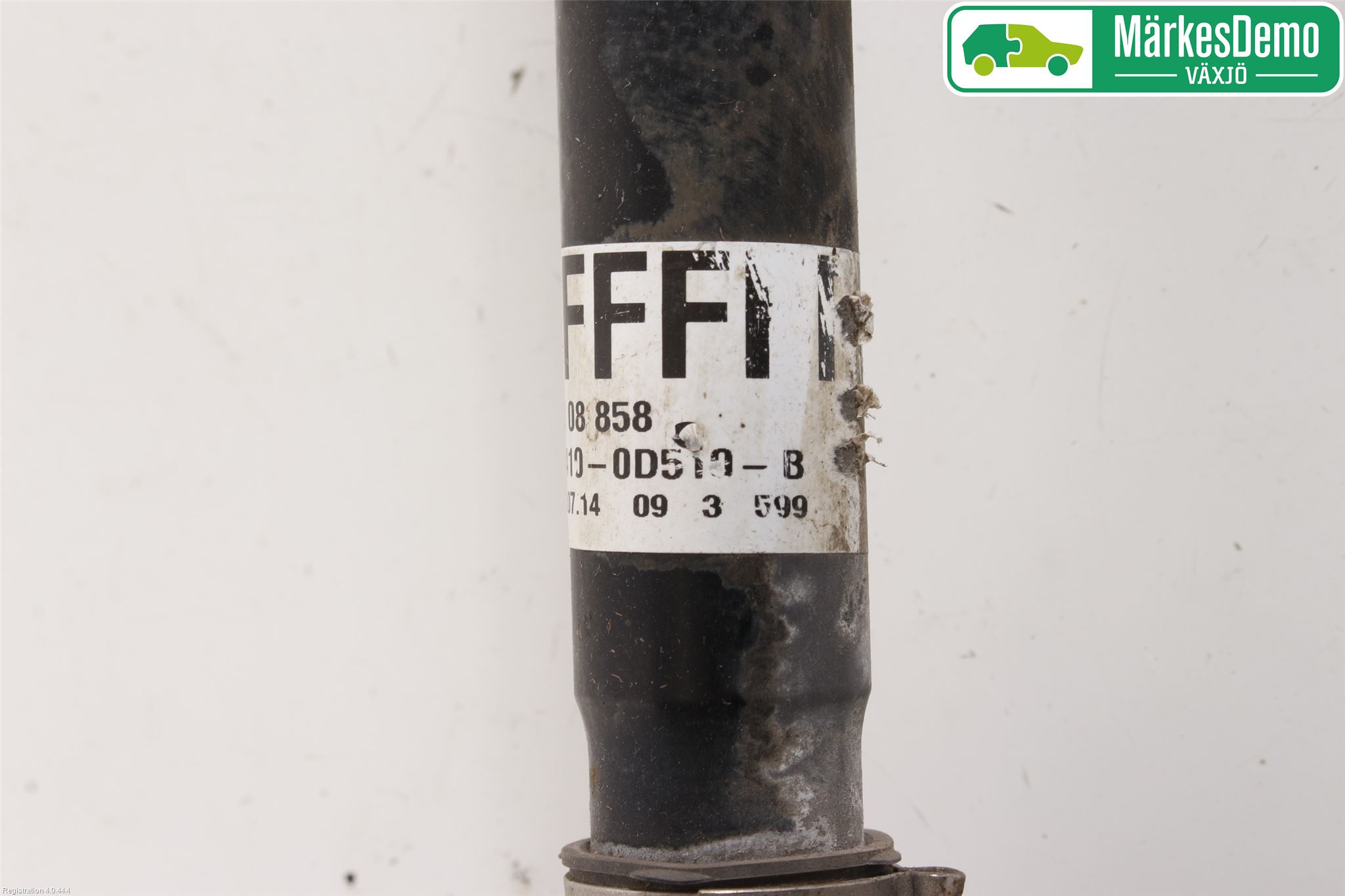 Toyota YARIS XP130 15-20 Drivaxel Fram Höger
