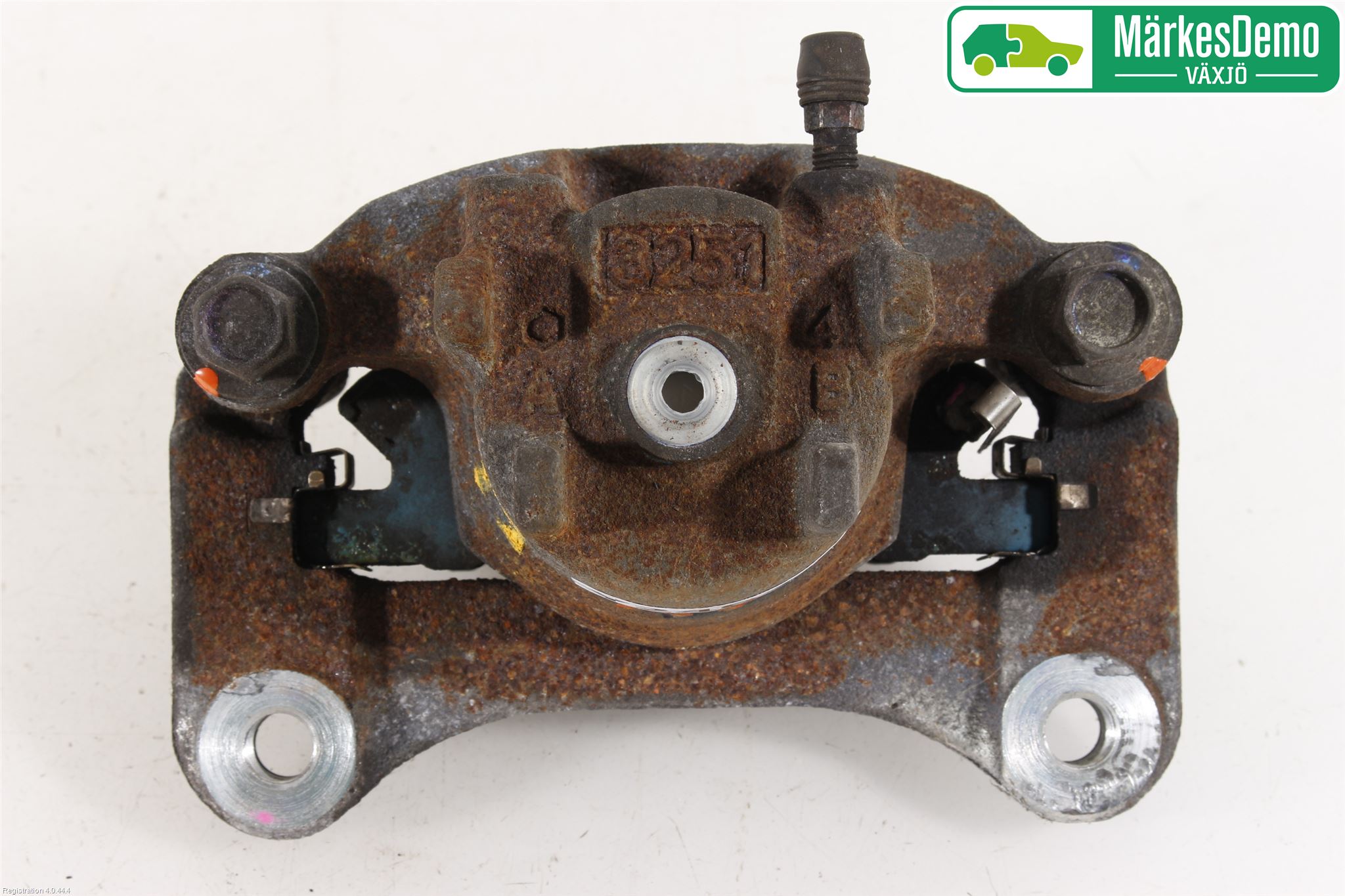 Mitsubishi SPACE STAR 13- Bromsok Fram Höger