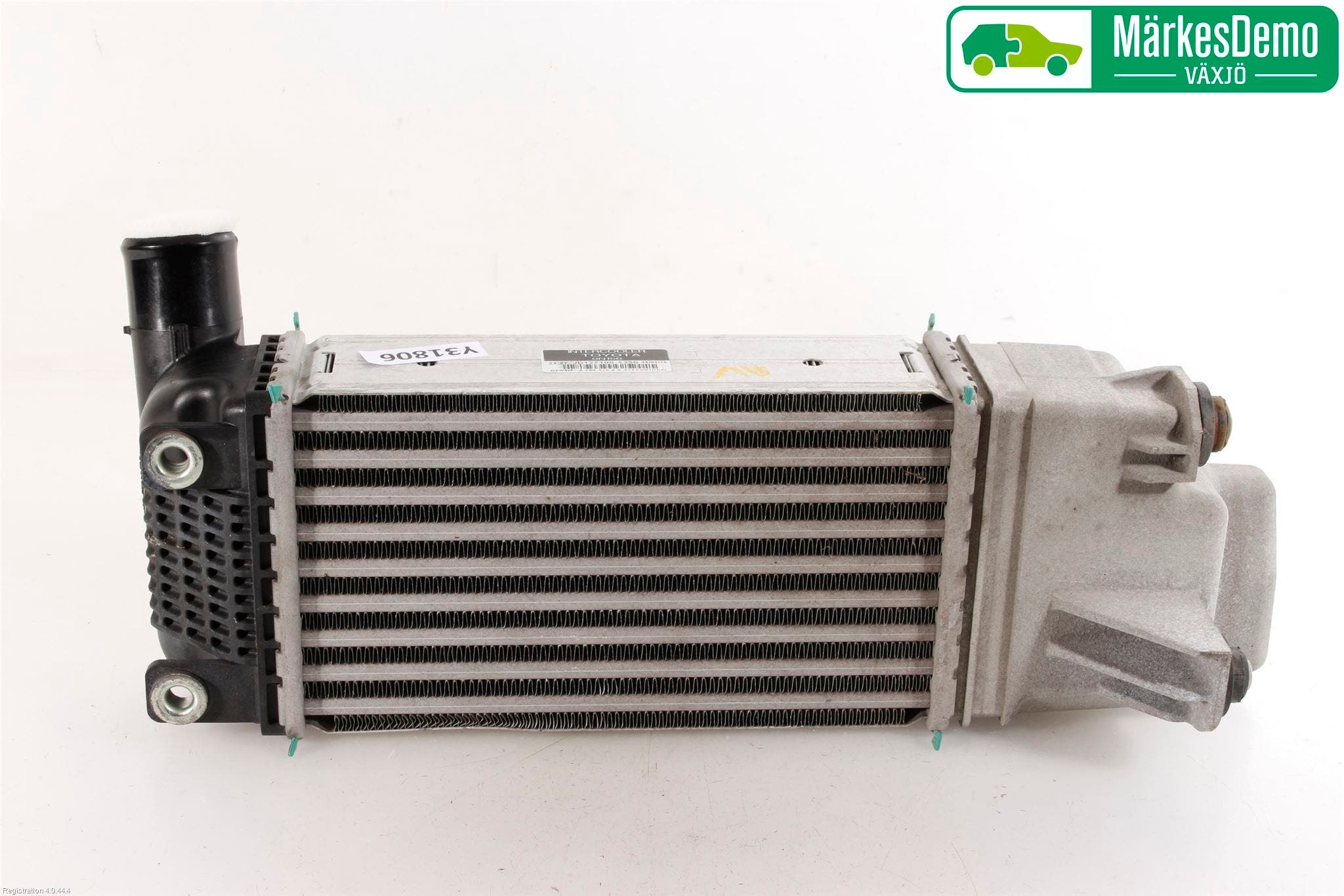 Toyota AURIS 10-12 Laddluft-Intercooler Kyl