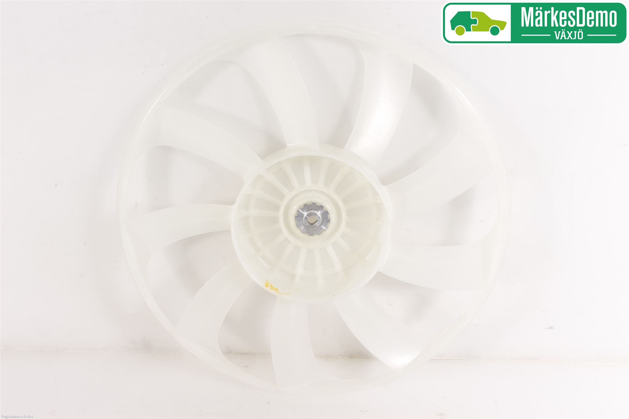 Toyota AURIS 13-19 Kylfläkt-Vinge