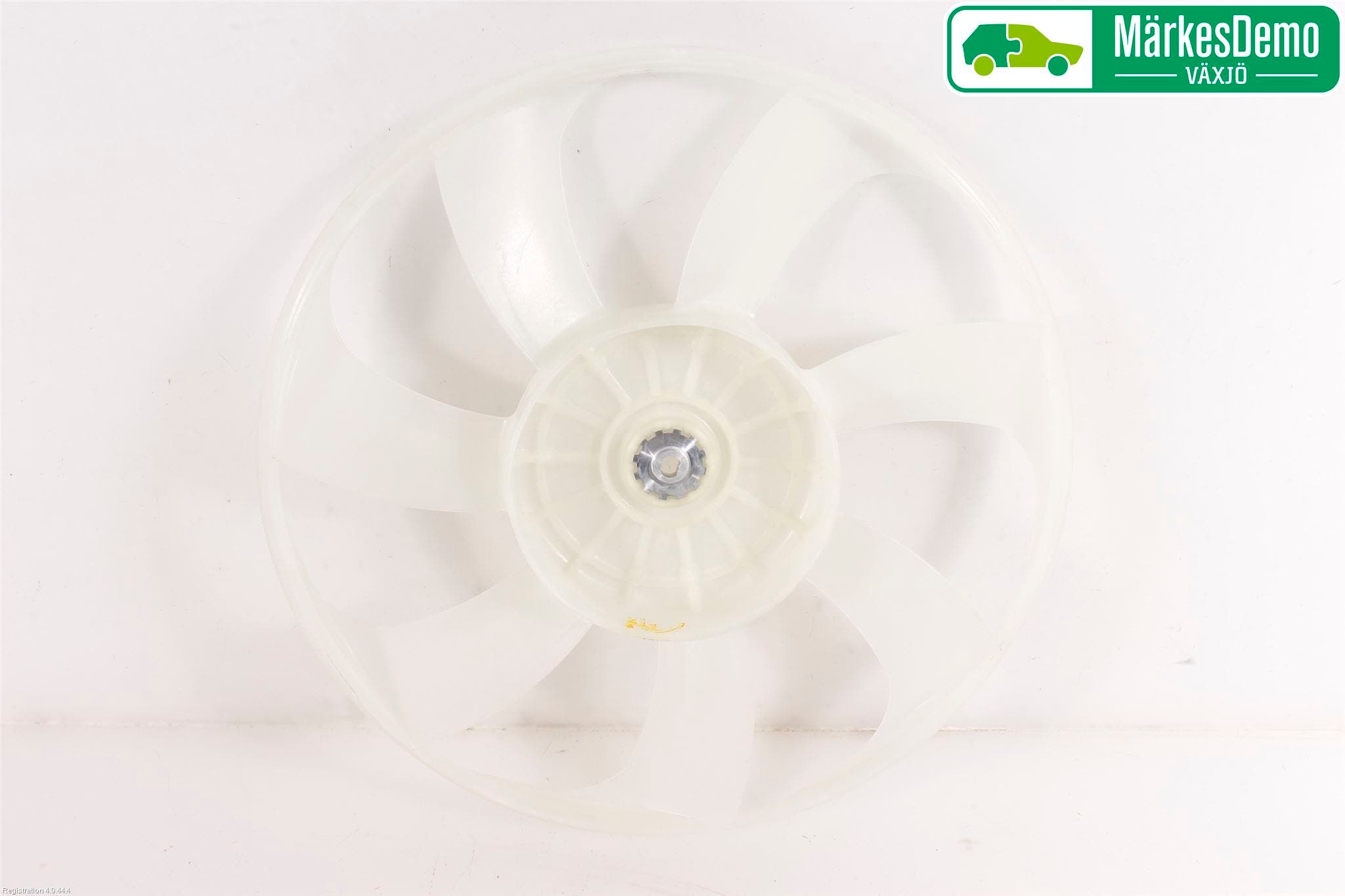 Toyota AURIS 13-19 Kylfläkt-Vinge