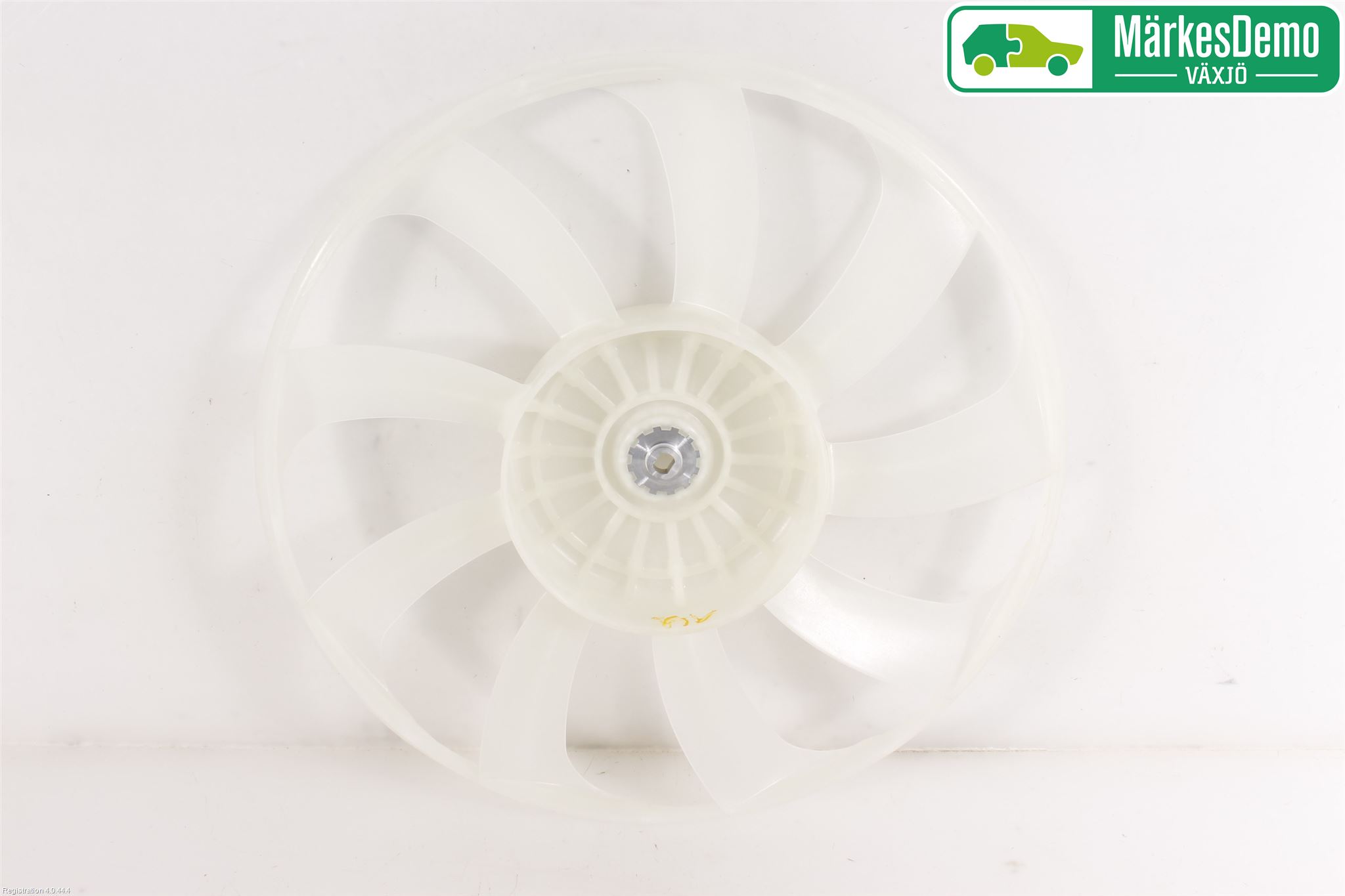 Toyota AURIS 13-19 Kylfläkt-Vinge