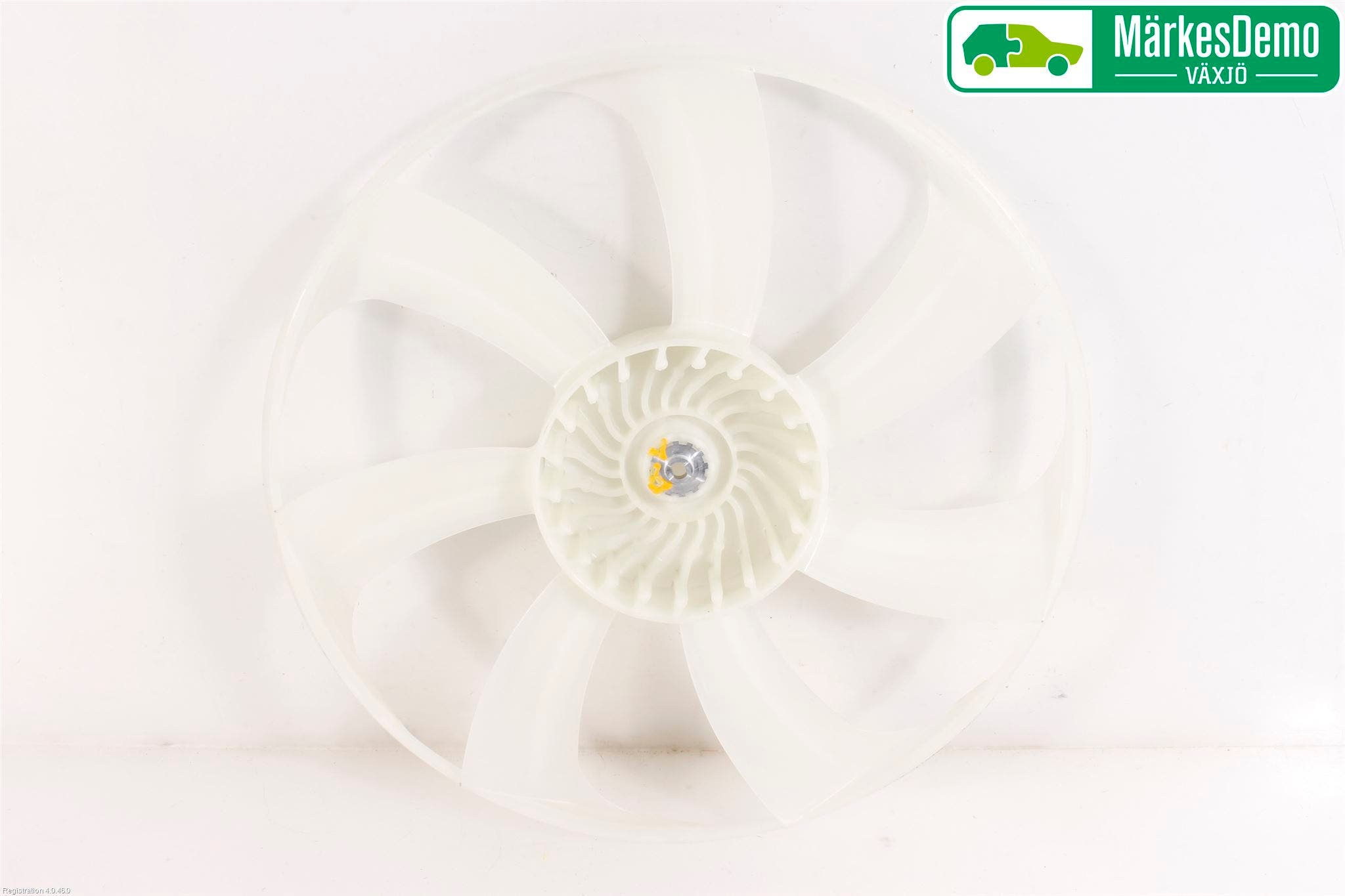 Toyota YARIS XP130 15-20 Kylfläkt-Vinge