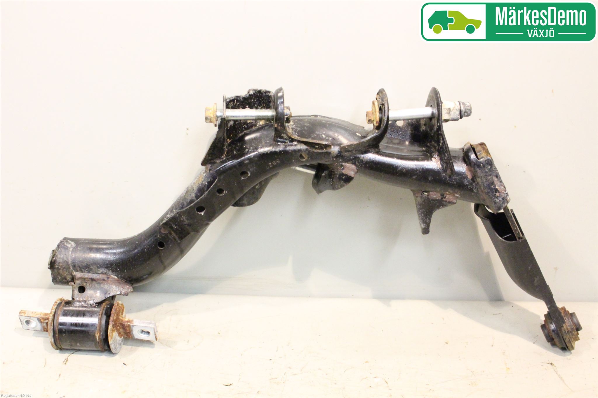 Honda CR-V 13-18 Bärarm Bak Höger