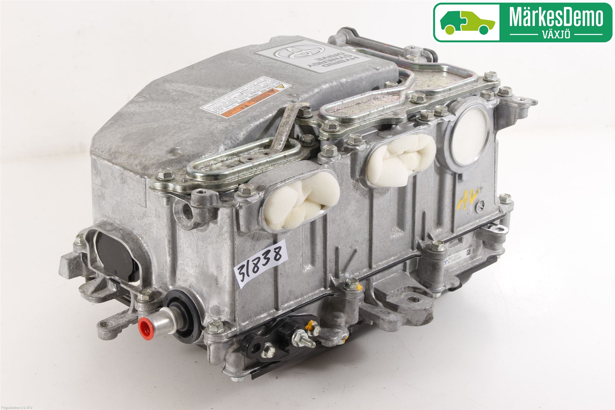 Toyota YARIS XP130 15-20 Hybridconverter