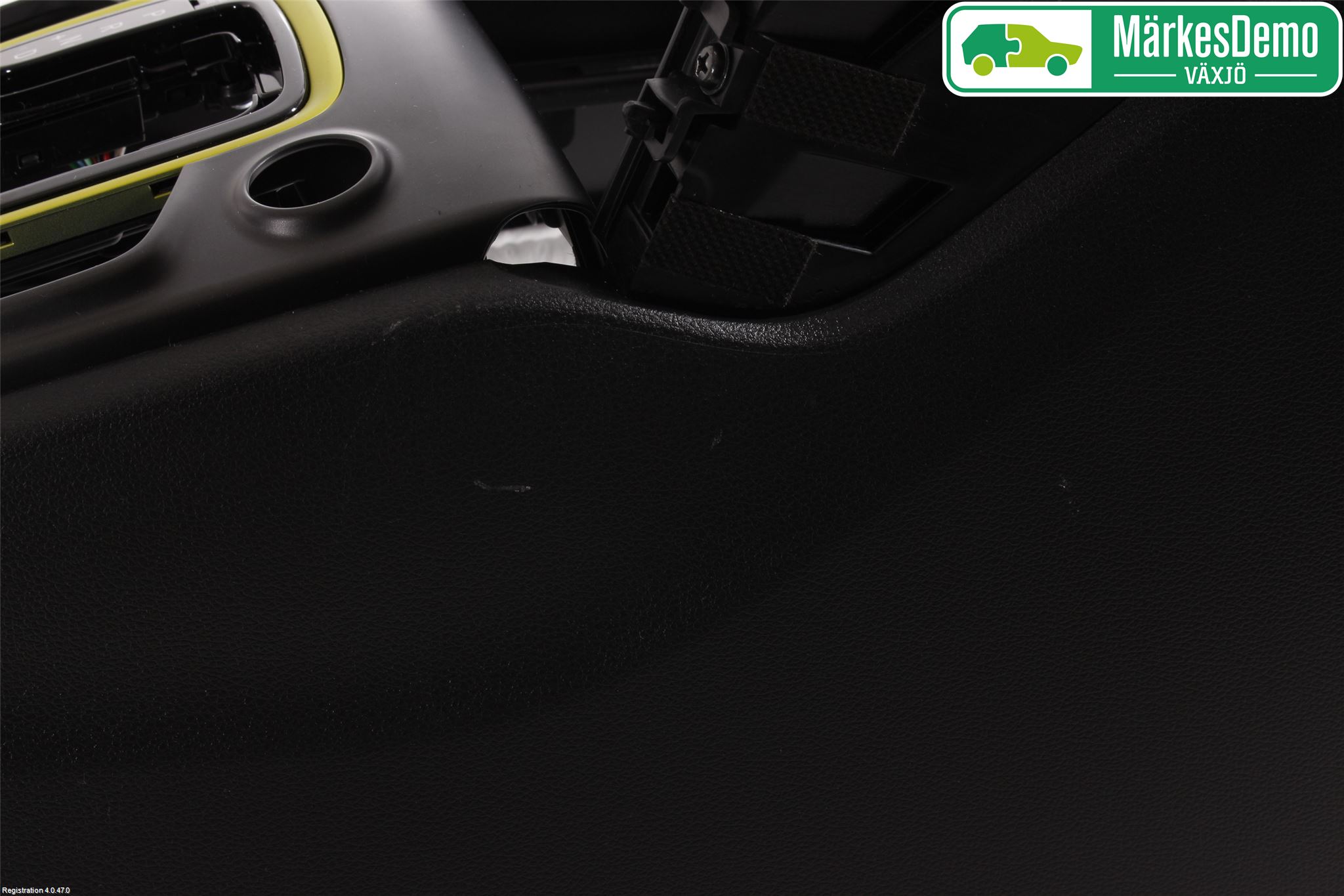 Hyundai KONA/ELECTRIC OS 18-23 Instrumentkonsoll Golv