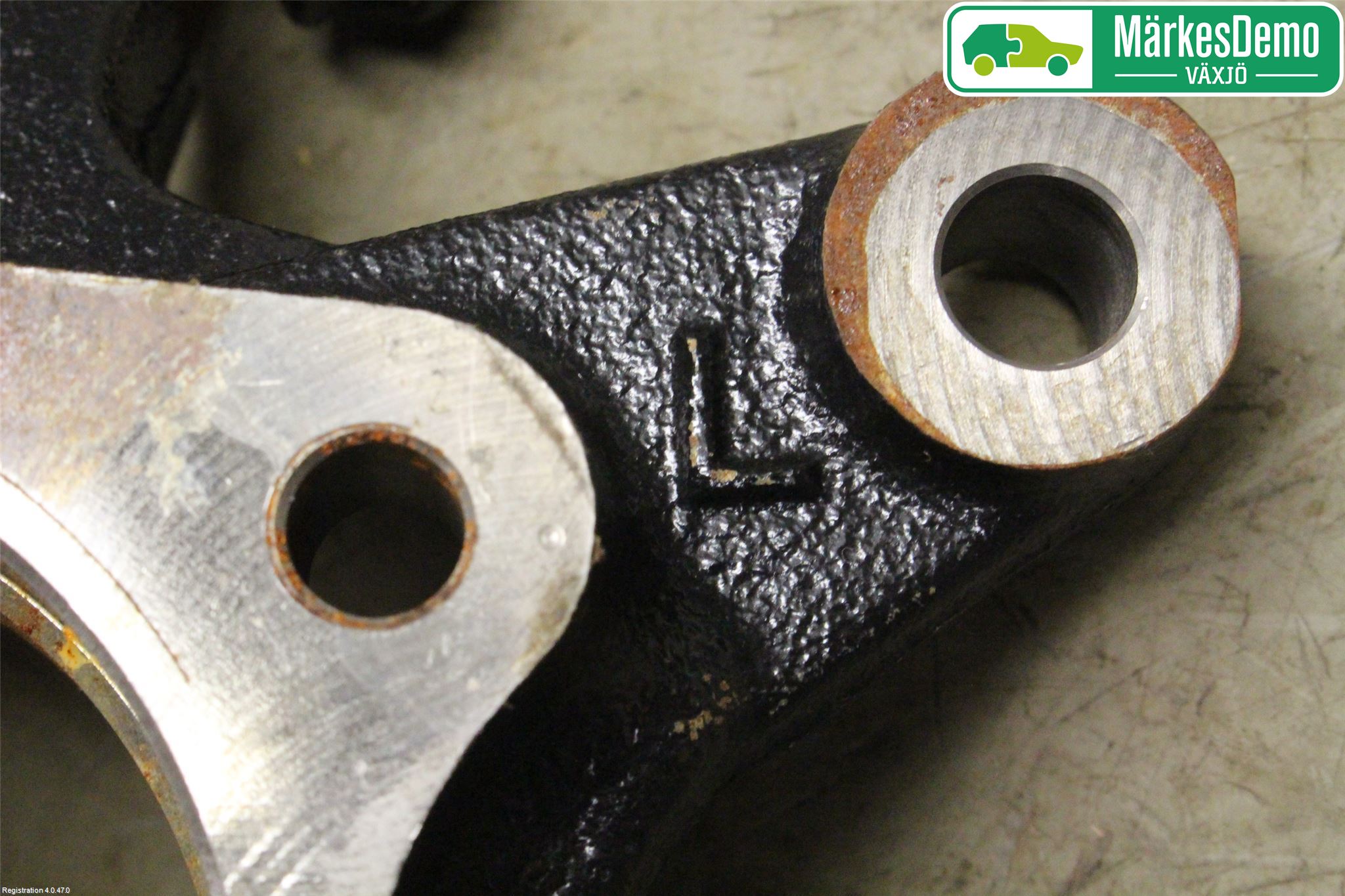 Hyundai TUCSON 05- Hjullagerhus-Spindel Vä B