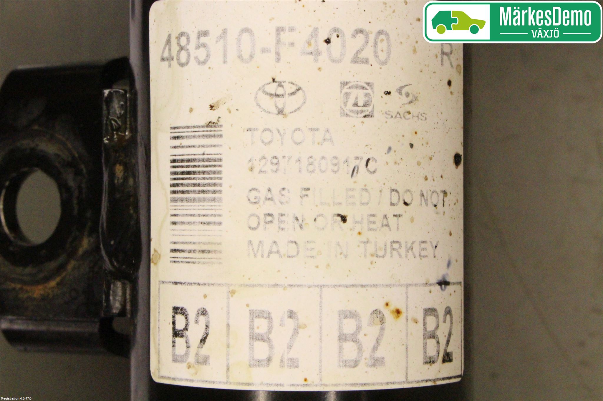 Toyota C-HR 16-23 Fjäderben Fram Höger