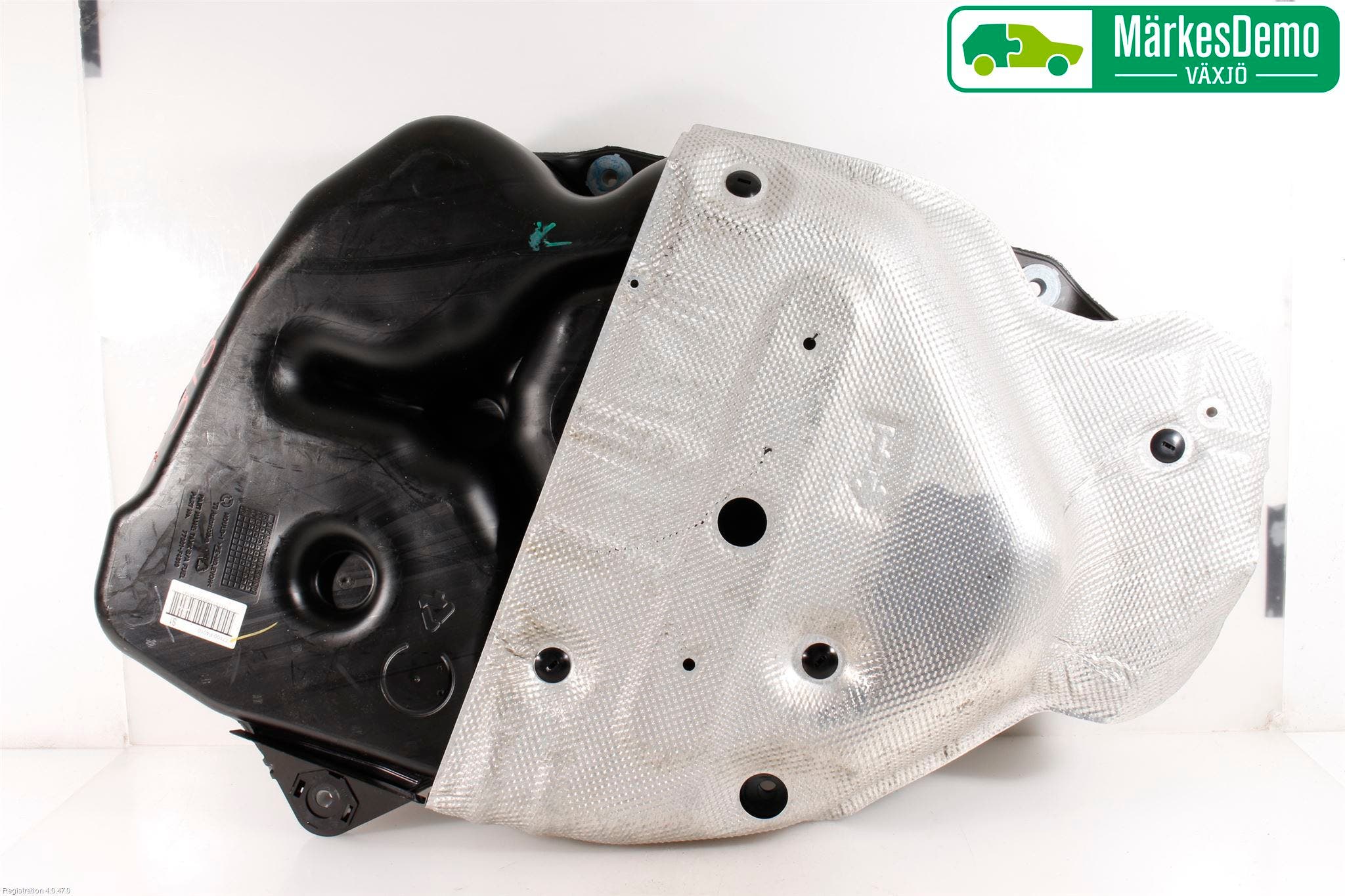 Toyota C-HR 16-23 Bränsletank Insprutning