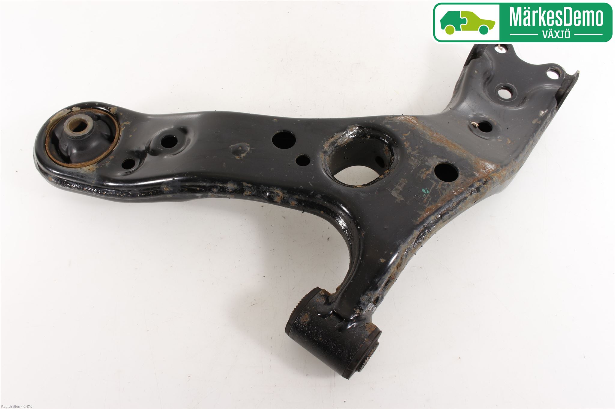 Toyota AURIS 13-19 Bärarm Fram Undre Hö