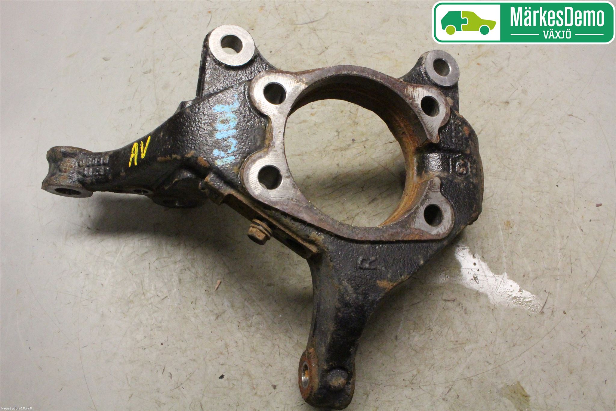 Toyota AVENSIS 16-18 Styrspindel Lagerhus Hö