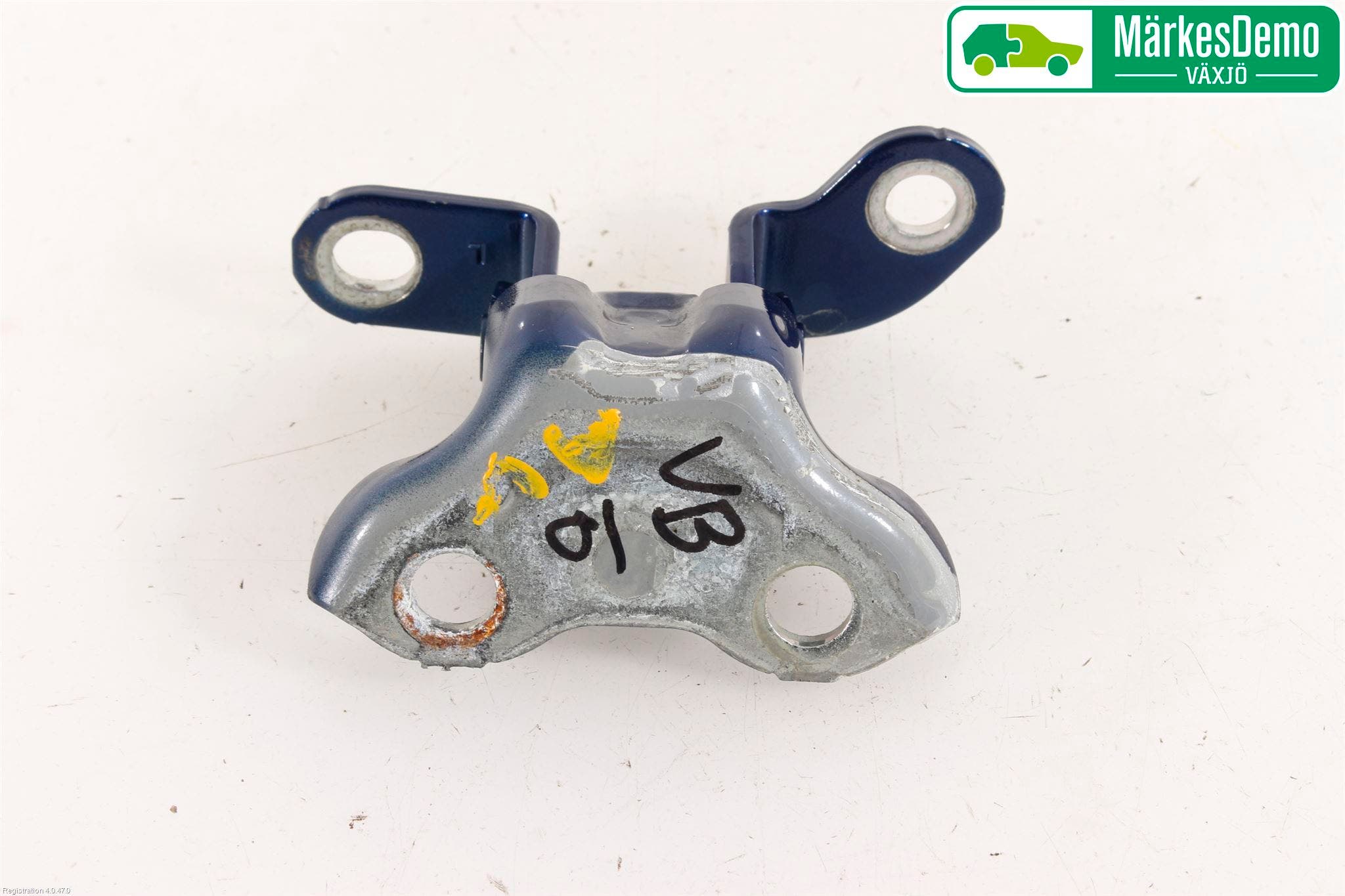 Toyota AVENSIS 16-18 Dörrgångjärn