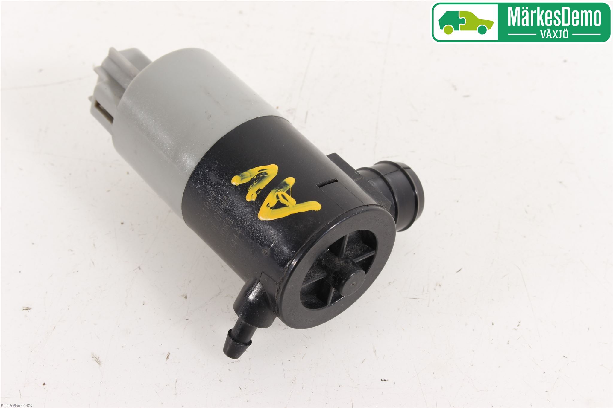 Toyota AVENSIS 16-18 Spolarpump Vindruta