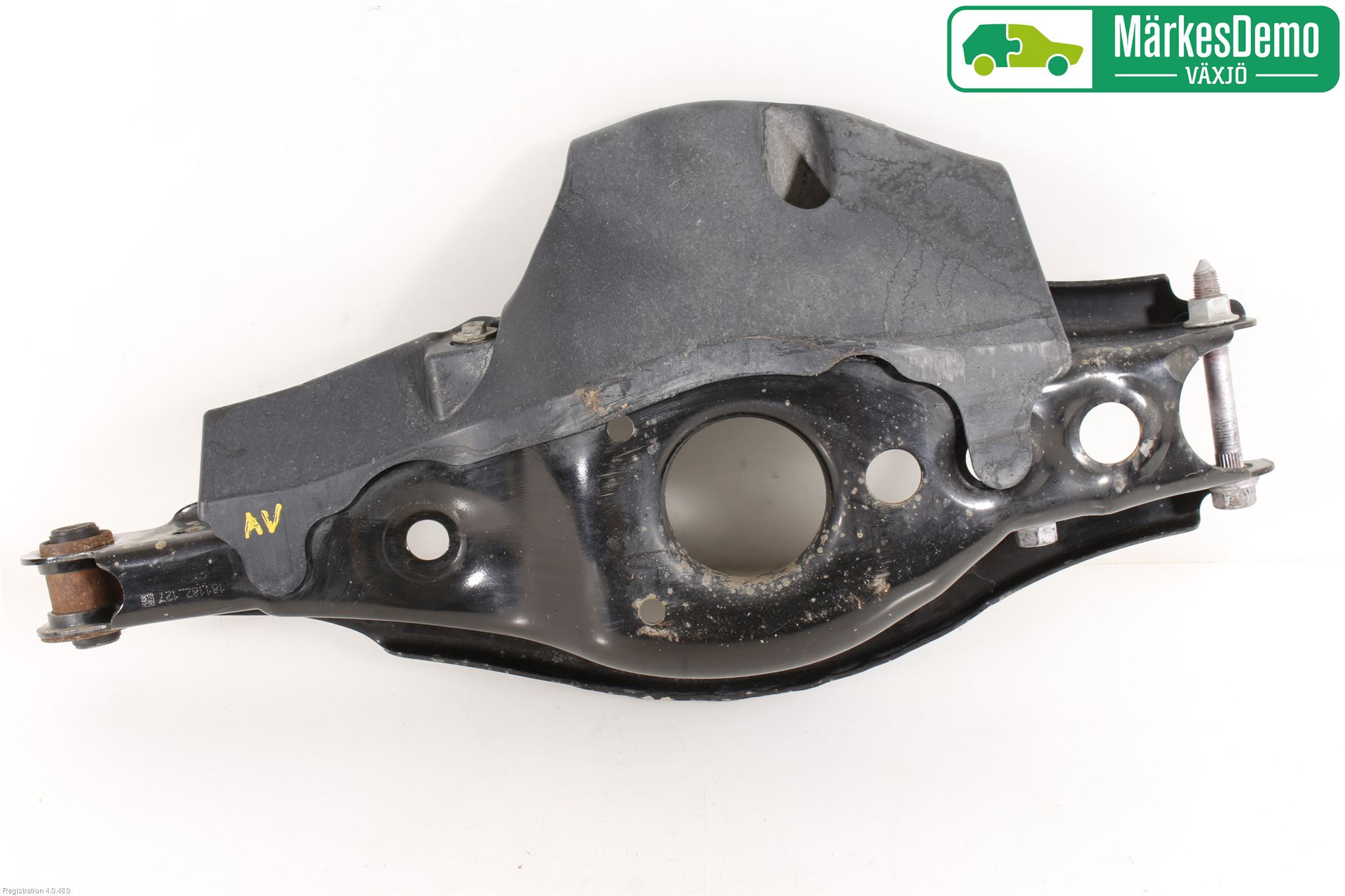 Toyota AURIS 13-19 Bärarm Bak Vänster