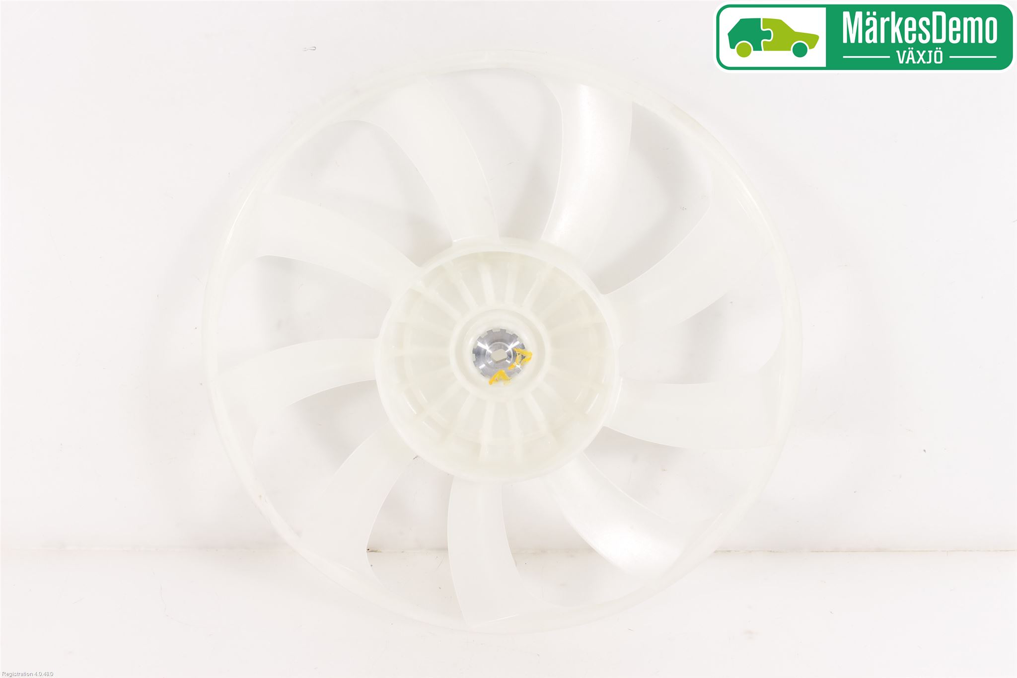 Toyota AURIS 13-19 Kylfläkt-Vinge