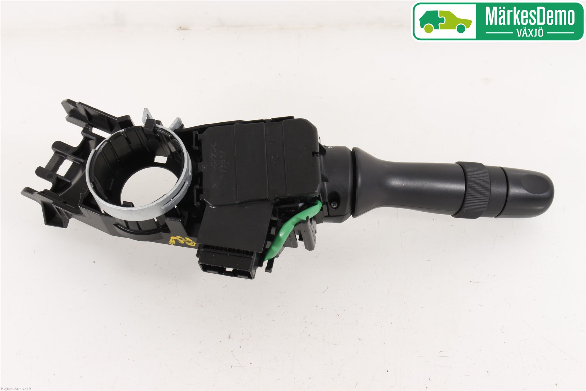 Toyota AVENSIS 16-18 Spak Blinkers-Ljusomk