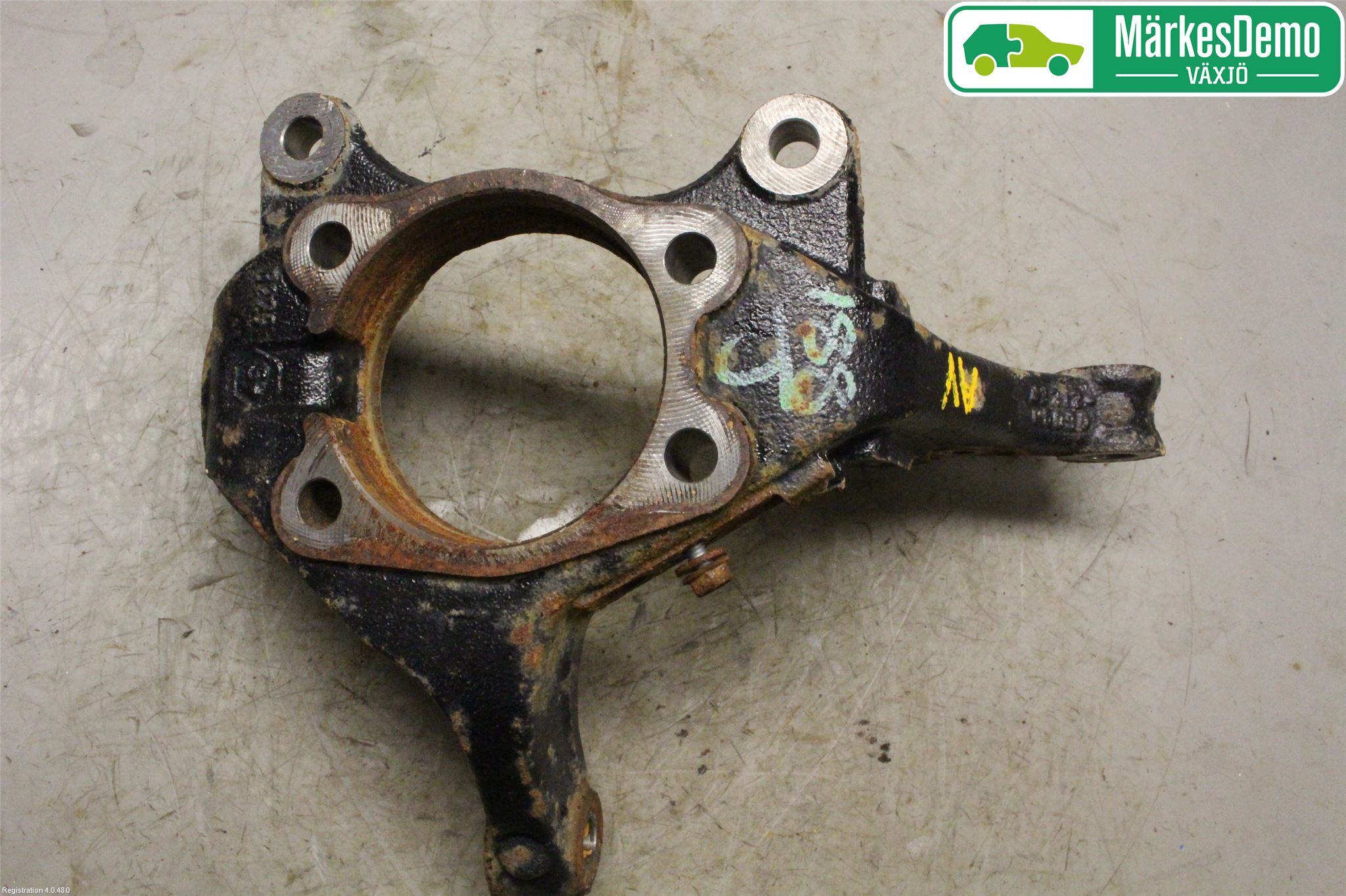 Toyota AURIS 13-19 Styrspindel Lagerhus Vä