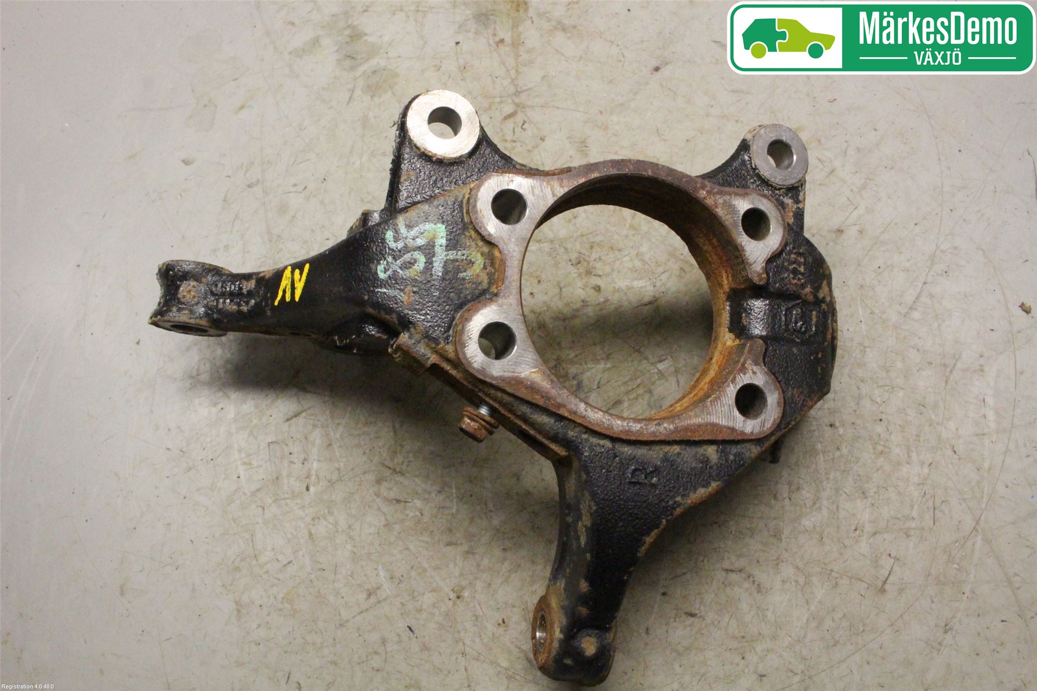 Toyota AURIS 13-19 Styrspindel Lagerhus Hö