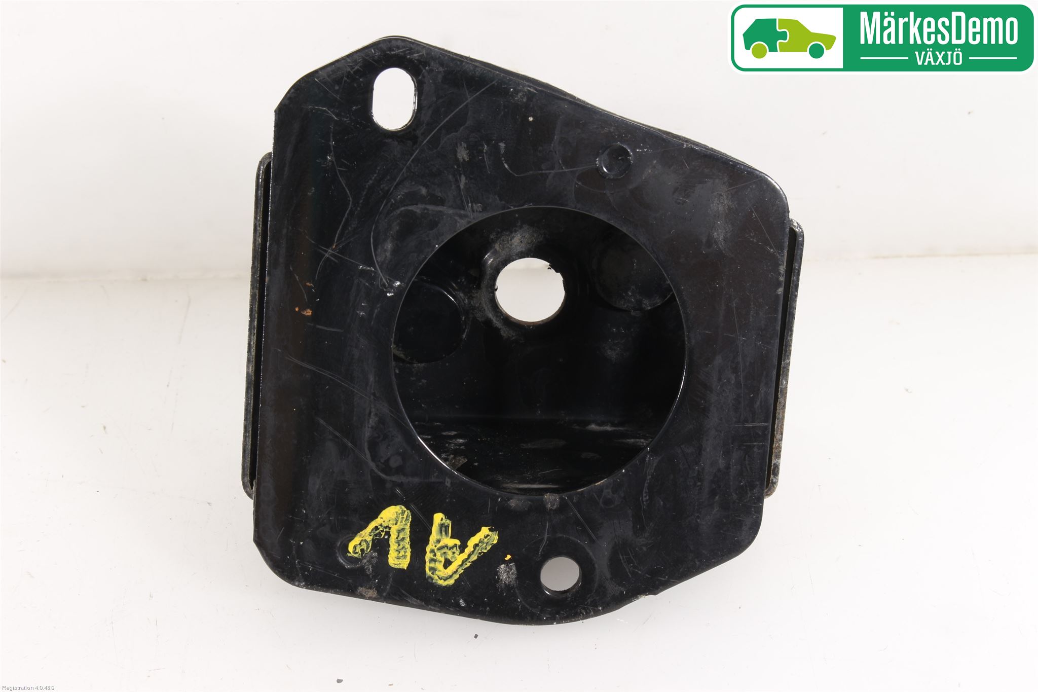 Toyota PRIUS NWH20 04-08 Stötfångarbärjärn Bak