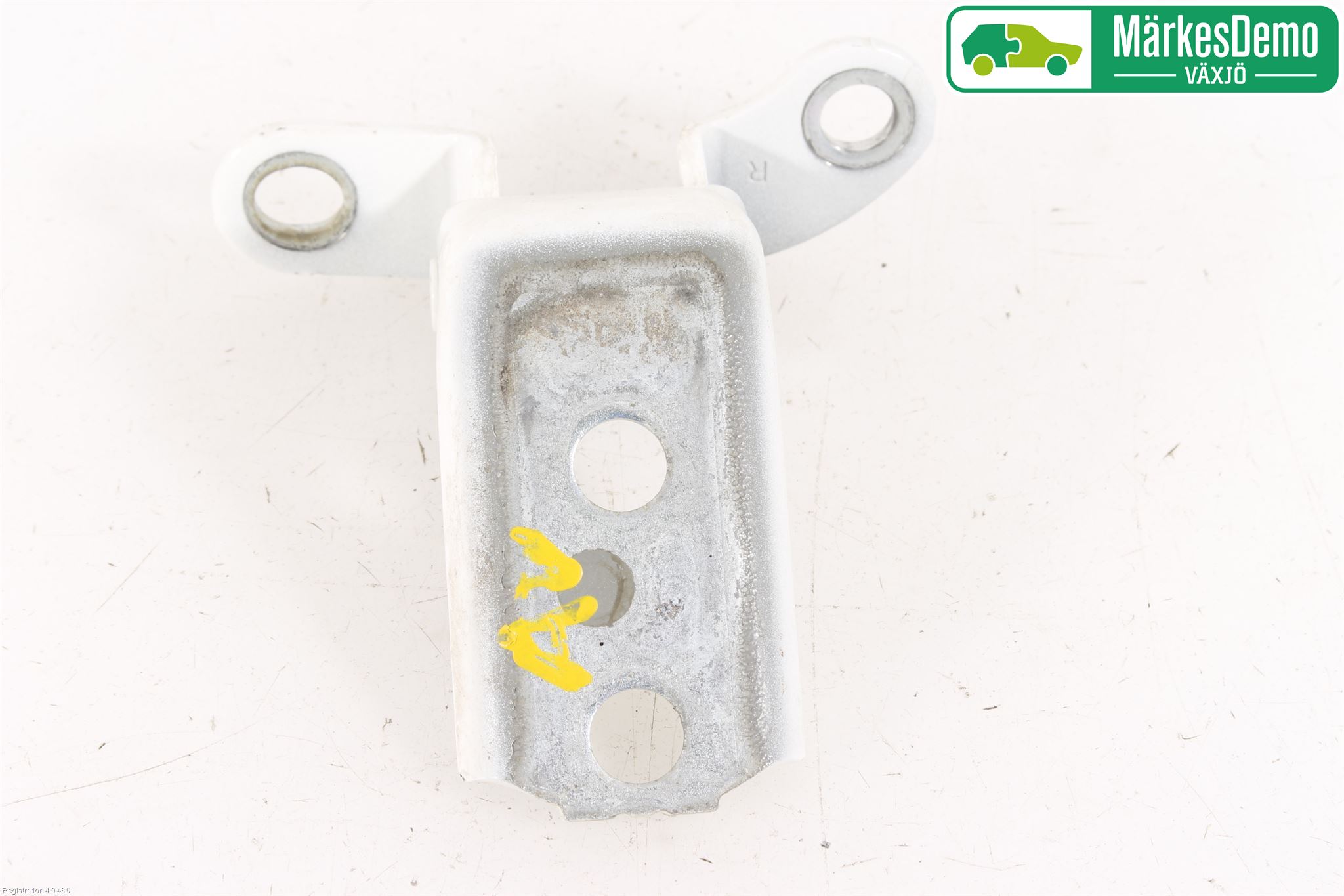 Toyota AURIS 13-19 Dörrgångjärn