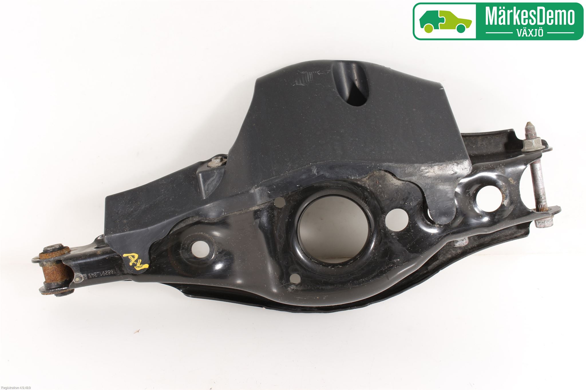 Toyota AURIS 13-19 Bärarm Bak Vänster