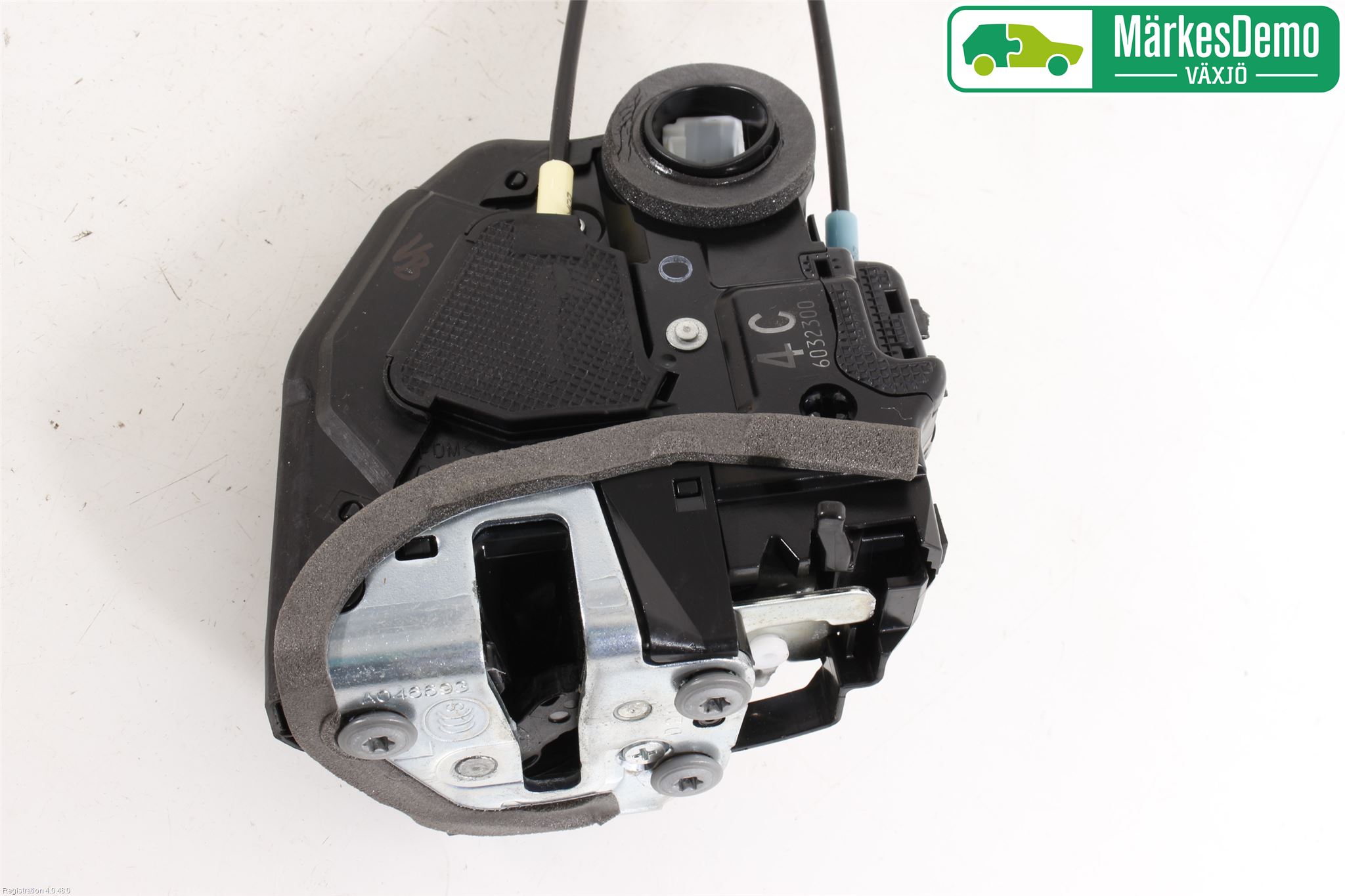 Toyota RAV4 13-18 Låskista-Dörrlås