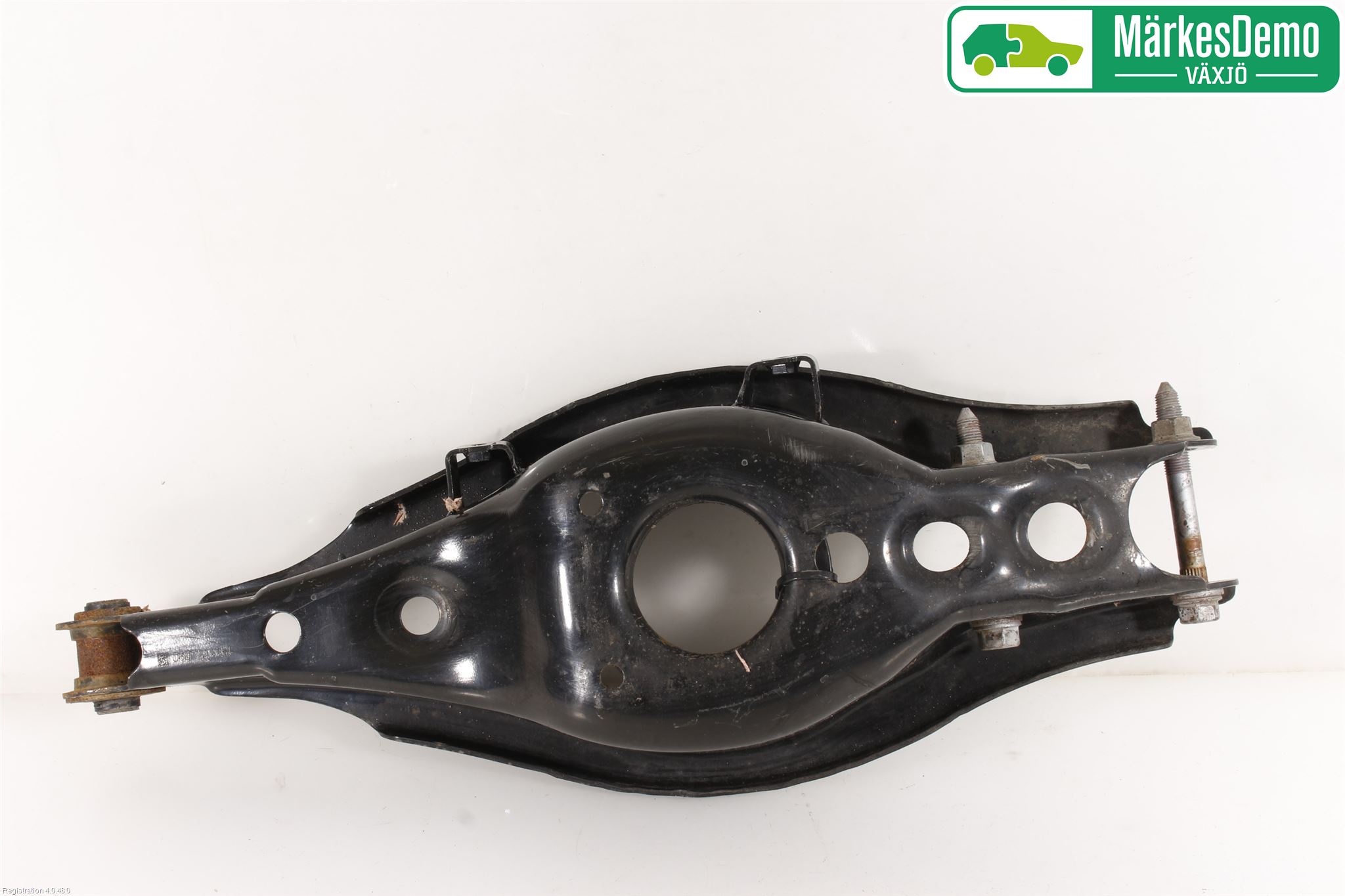 Toyota AURIS 13-19 Bärarm Bak Vänster