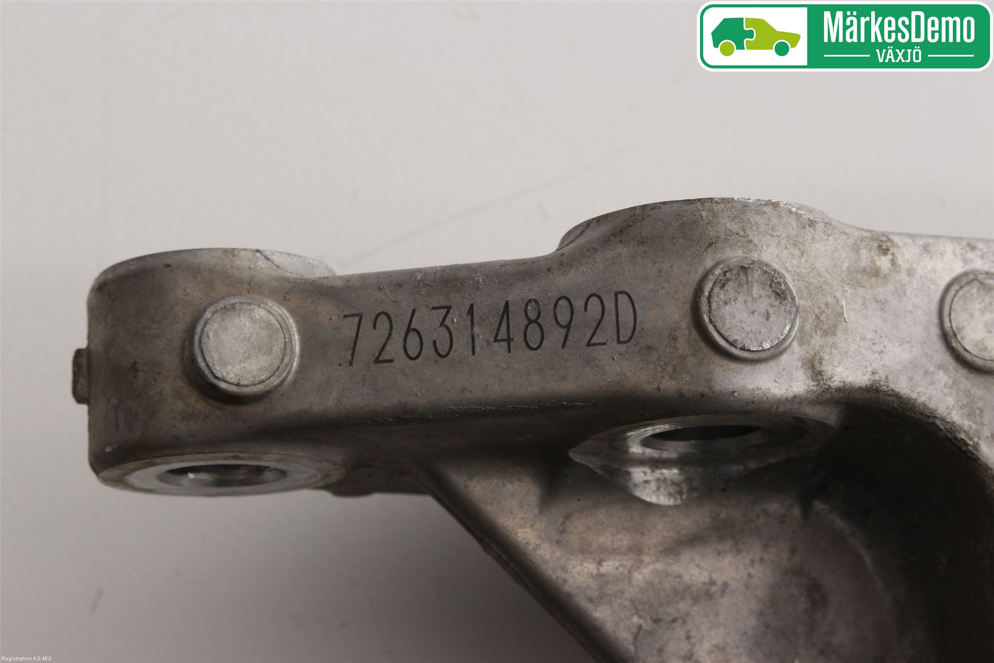 Suzuki SWIFT 17-24 Växellådsfäste