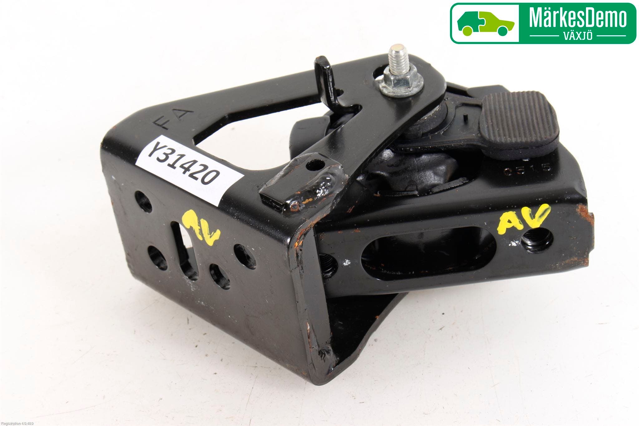 Toyota AURIS 13-19 Motorfäste