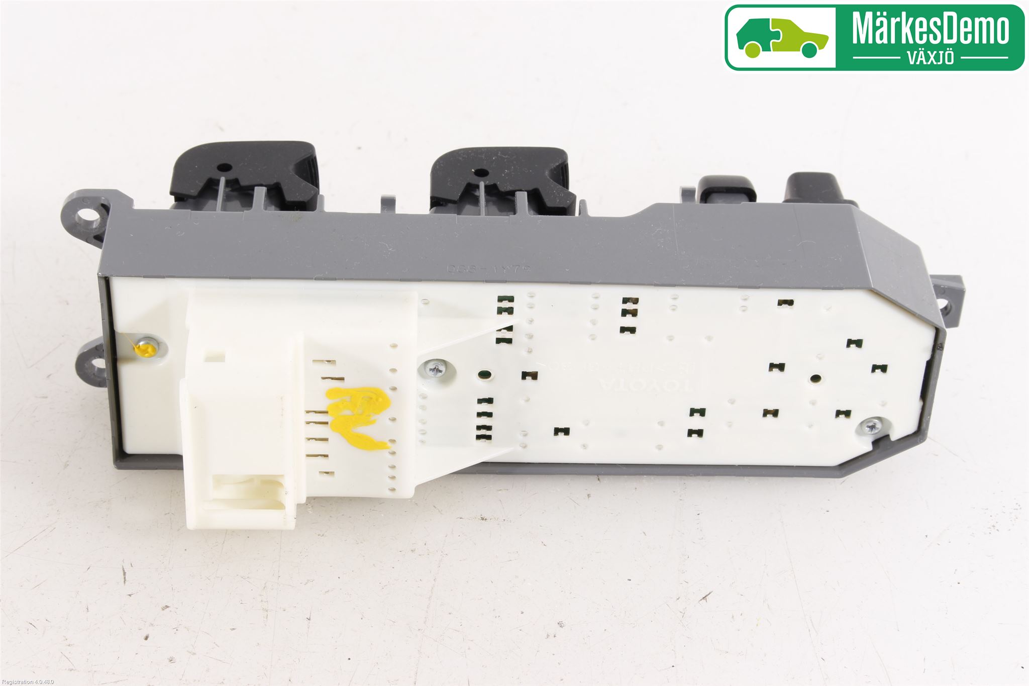 Toyota YARIS XP130 15-20 Strömställare Elhiss