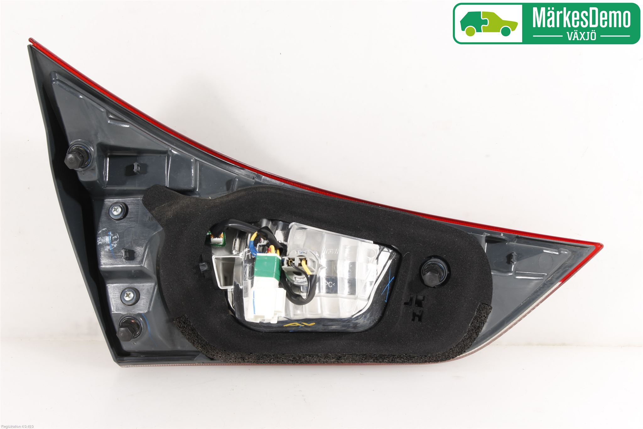 Toyota AURIS 13-19 Bakljus Lucka Hö