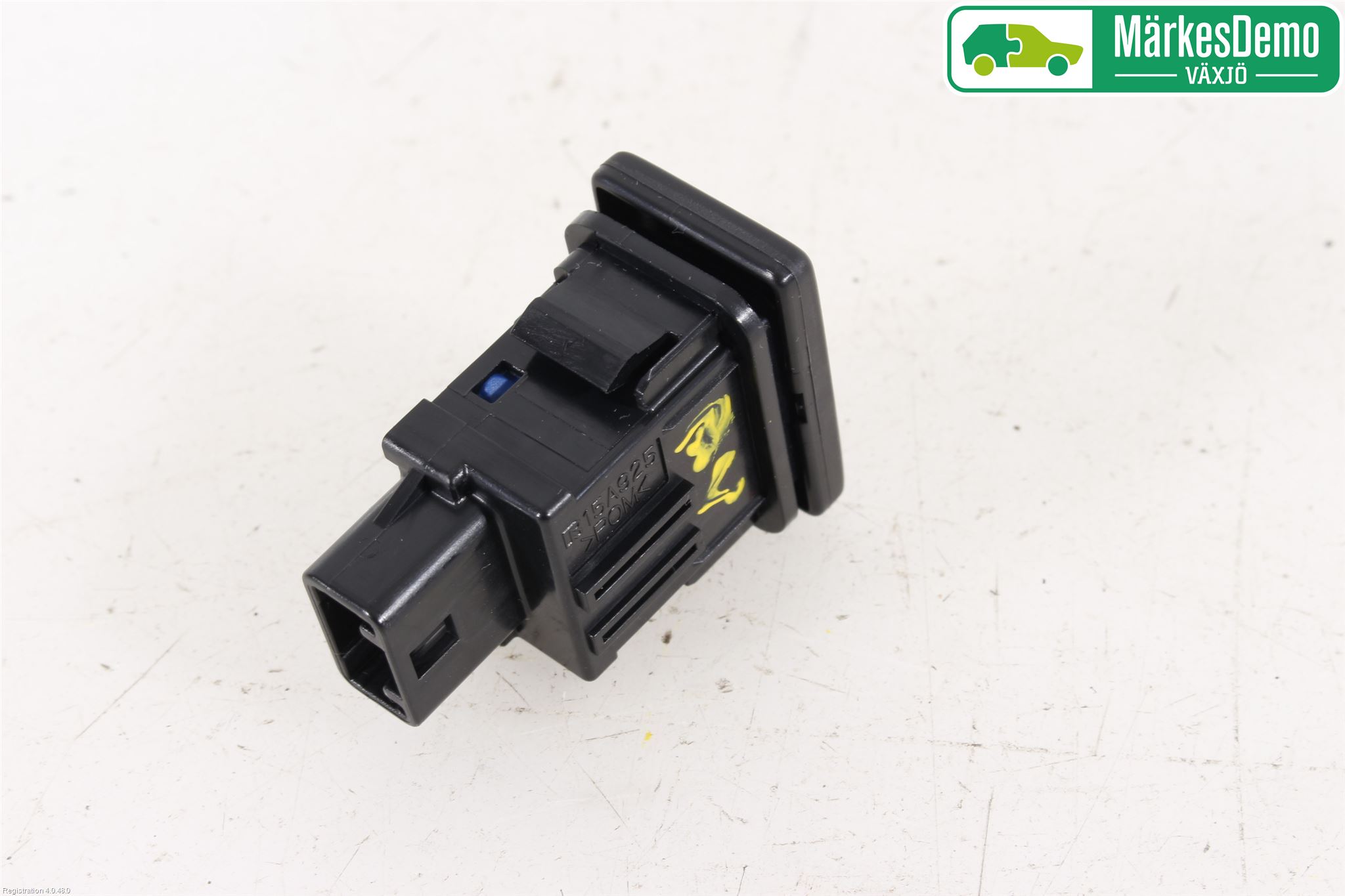 Toyota RAV4 13-18 Strömställare Övrigt