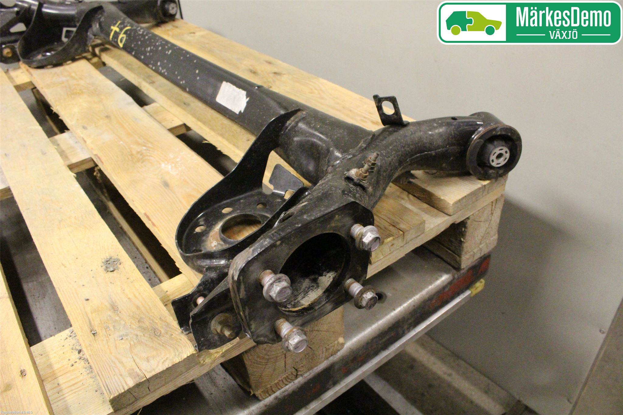 Toyota YARIS XP130 15-20 Bakaxelbalk