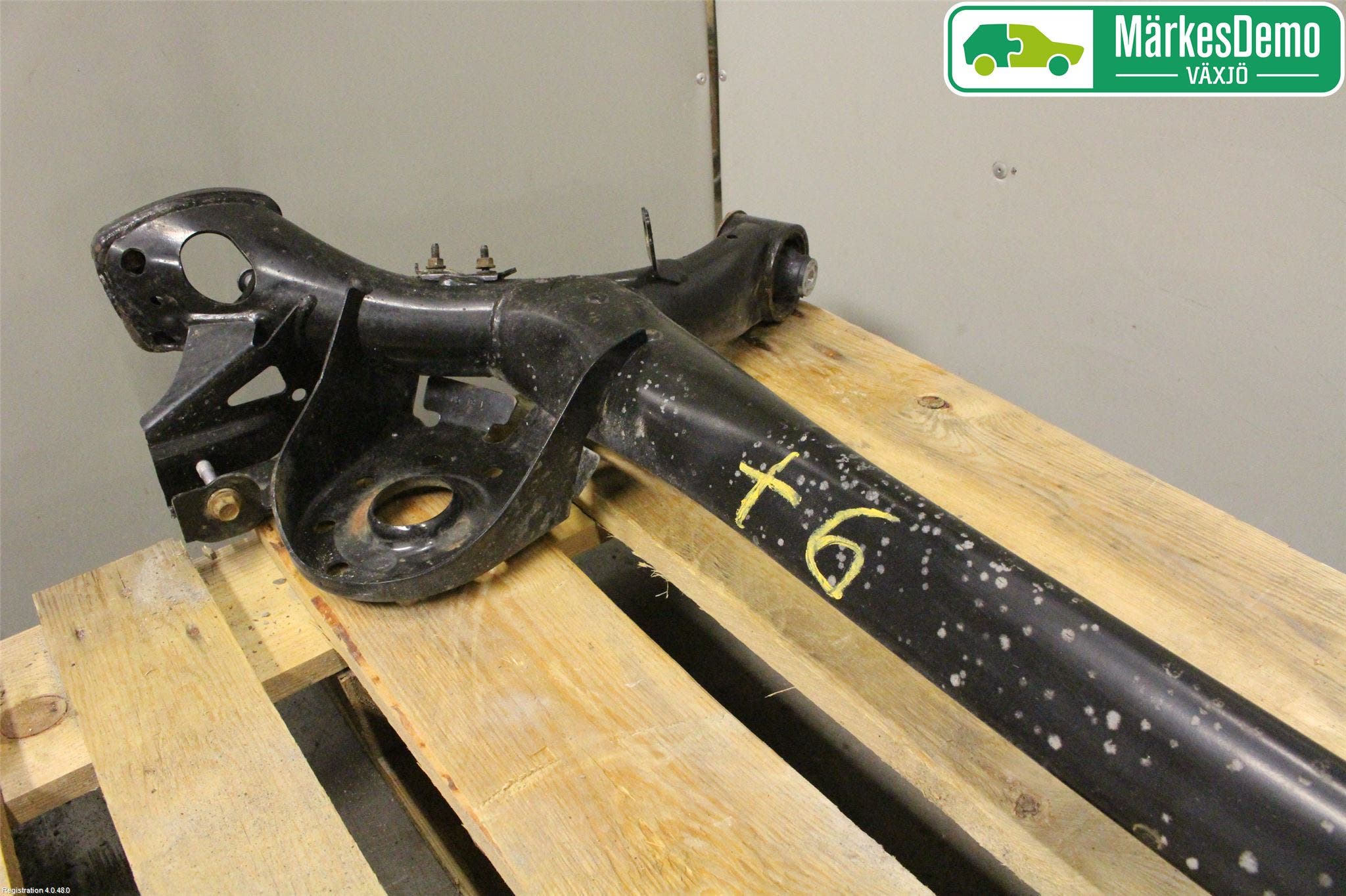 Toyota YARIS XP130 15-20 Bakaxelbalk