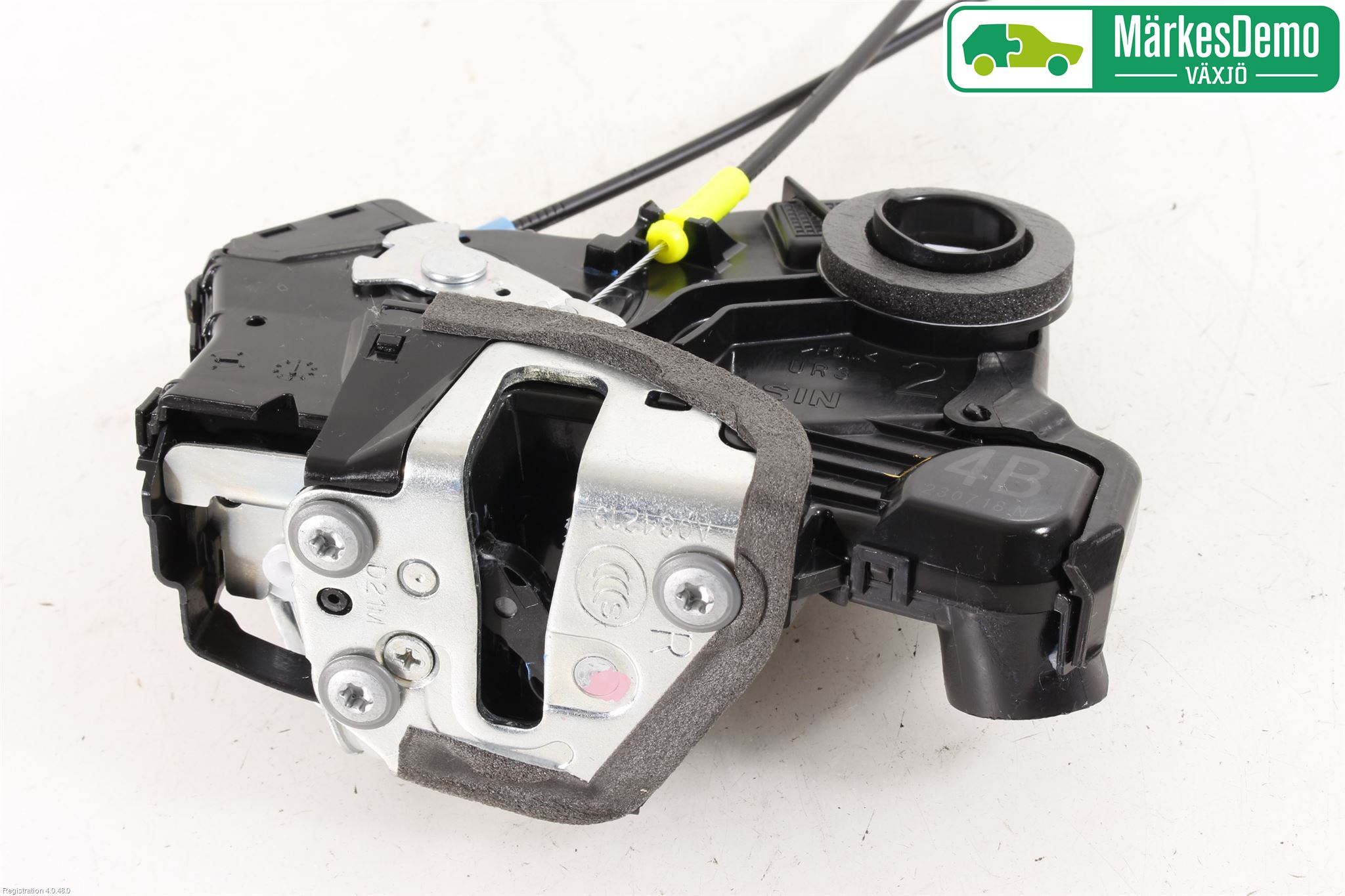 Toyota AURIS 13-19 Låskista-Dörrlås