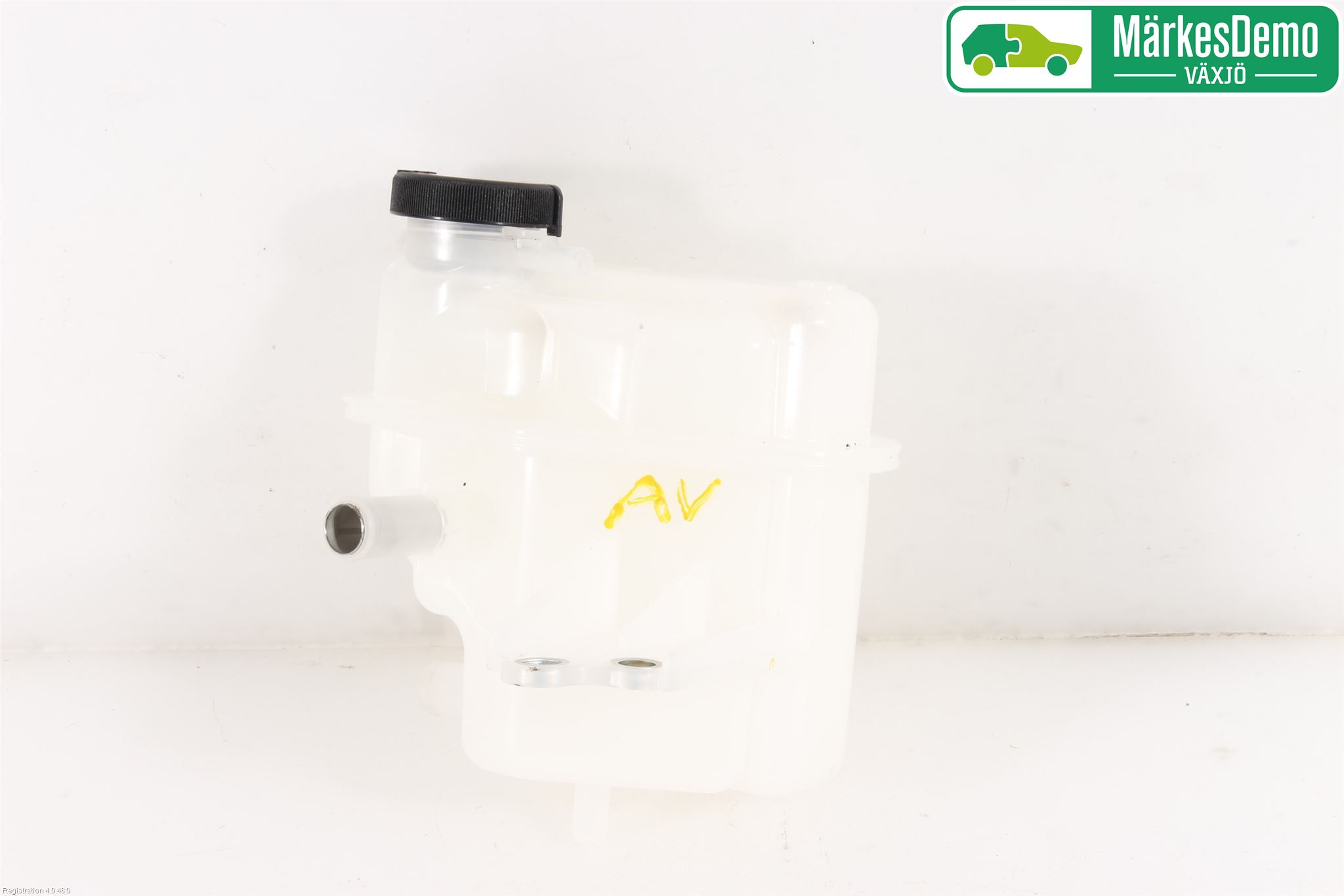 Toyota YARIS XP130 15-20 Expansionstank