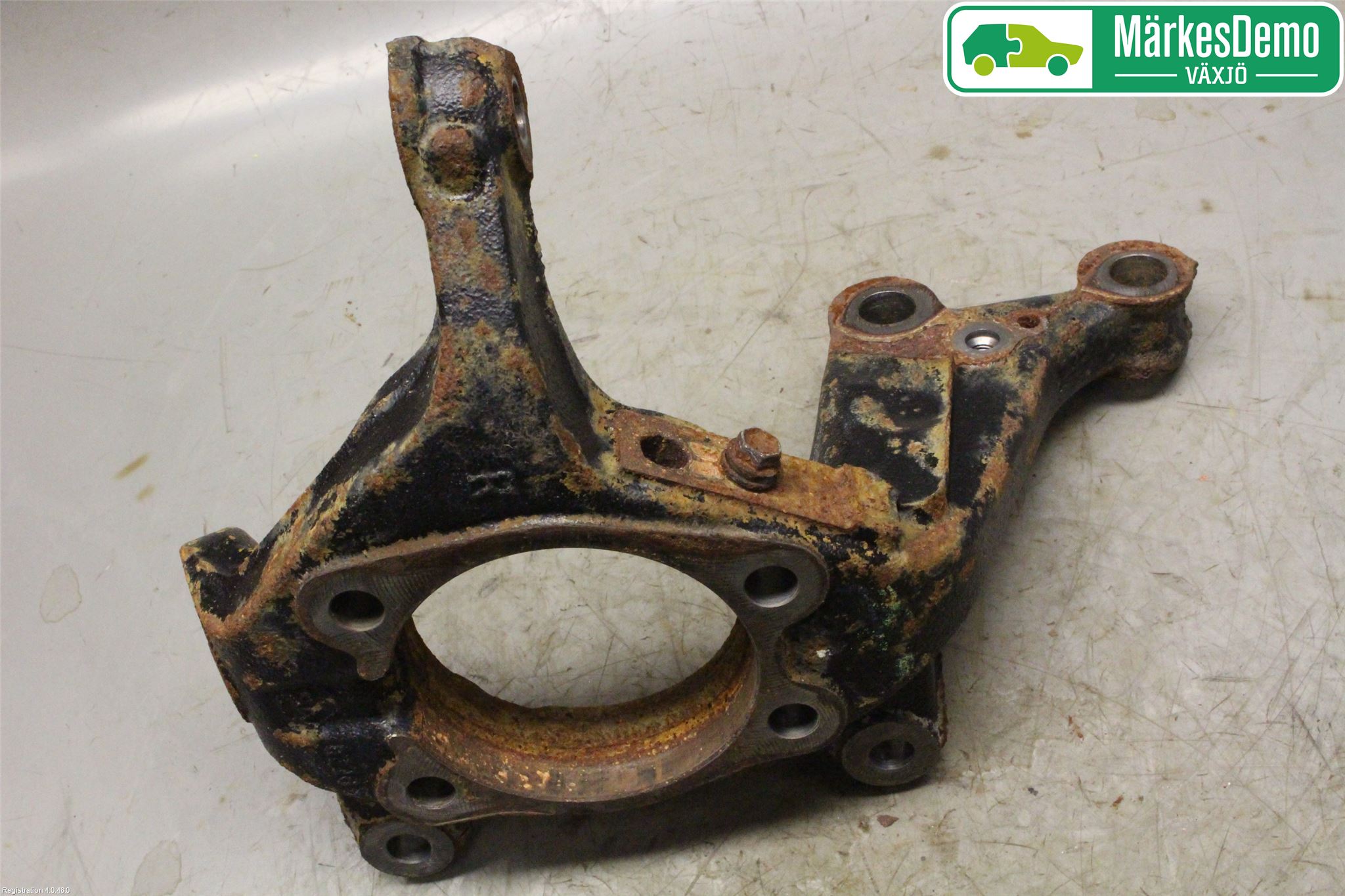 Toyota AURIS 13-19 Styrspindel Lagerhus Hö
