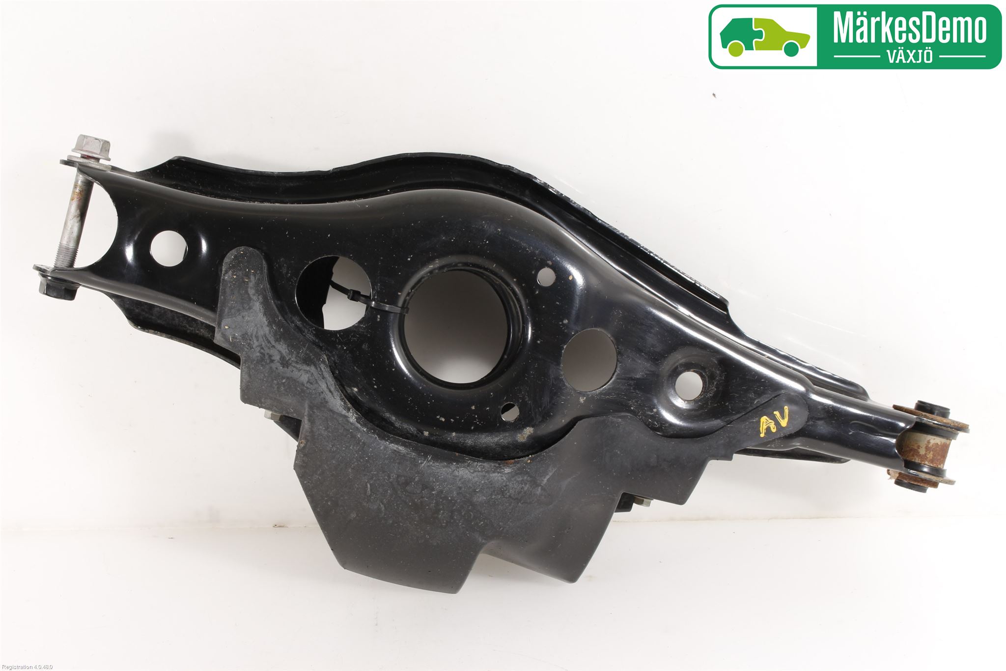 Toyota RAV4 13-18 Bärarm Bak Vänster