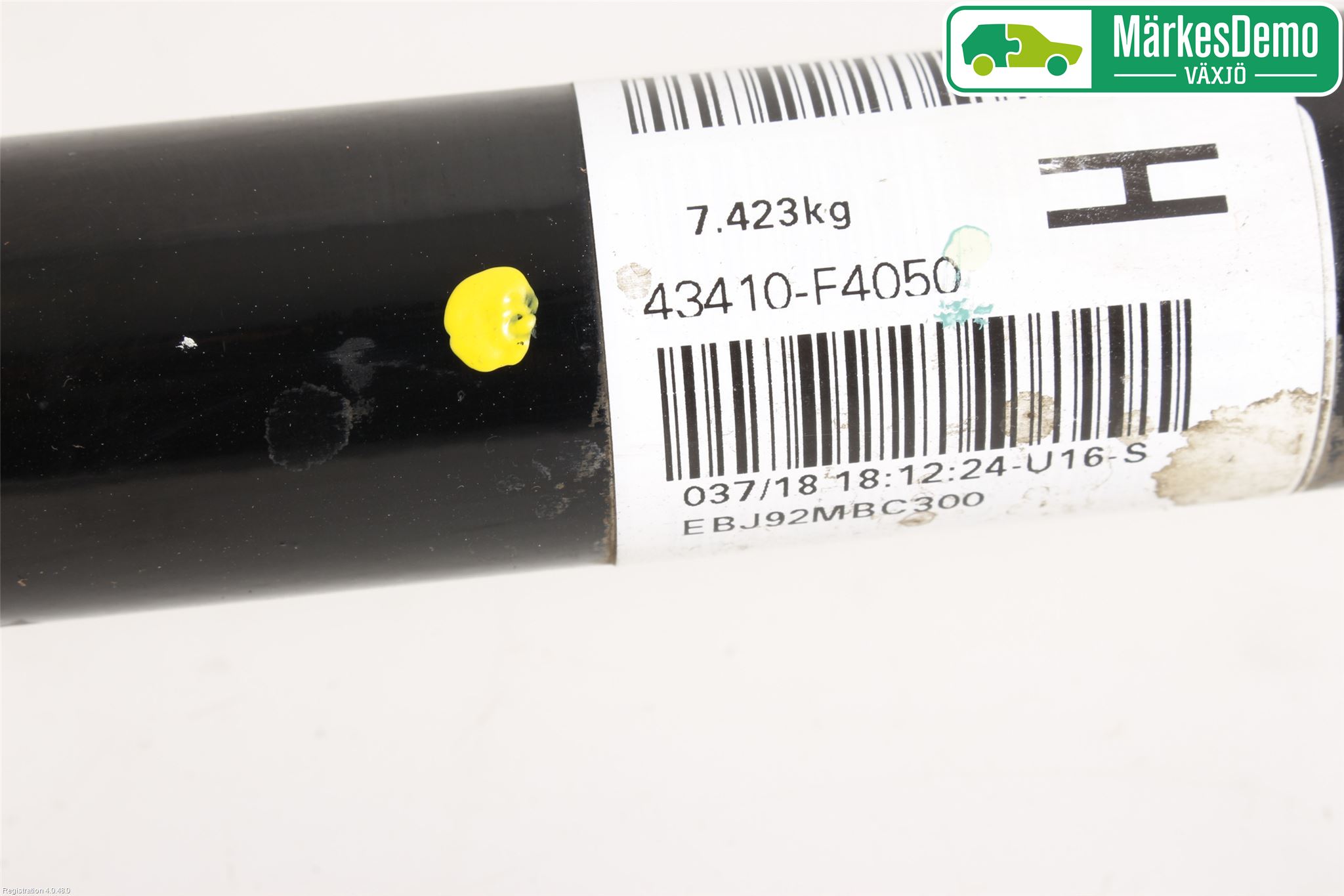 Toyota C-HR 16-23 Drivaxel Fram Höger