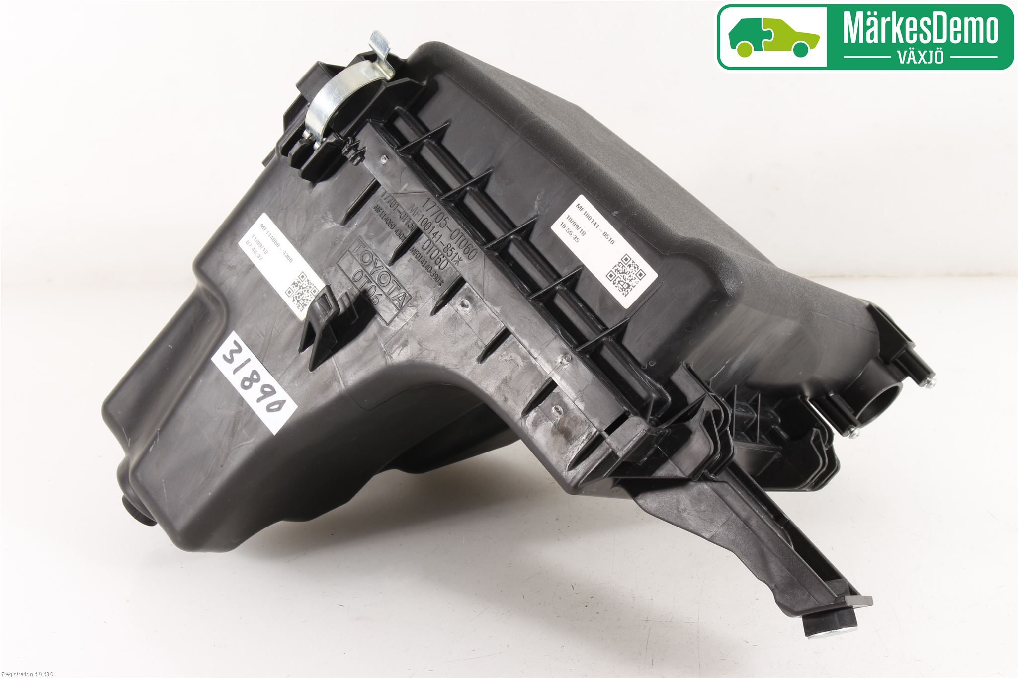 Toyota AURIS 13-19 Luftrenare