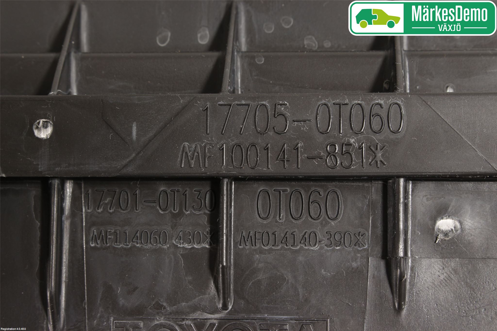 Toyota AURIS 13-19 Luftrenare