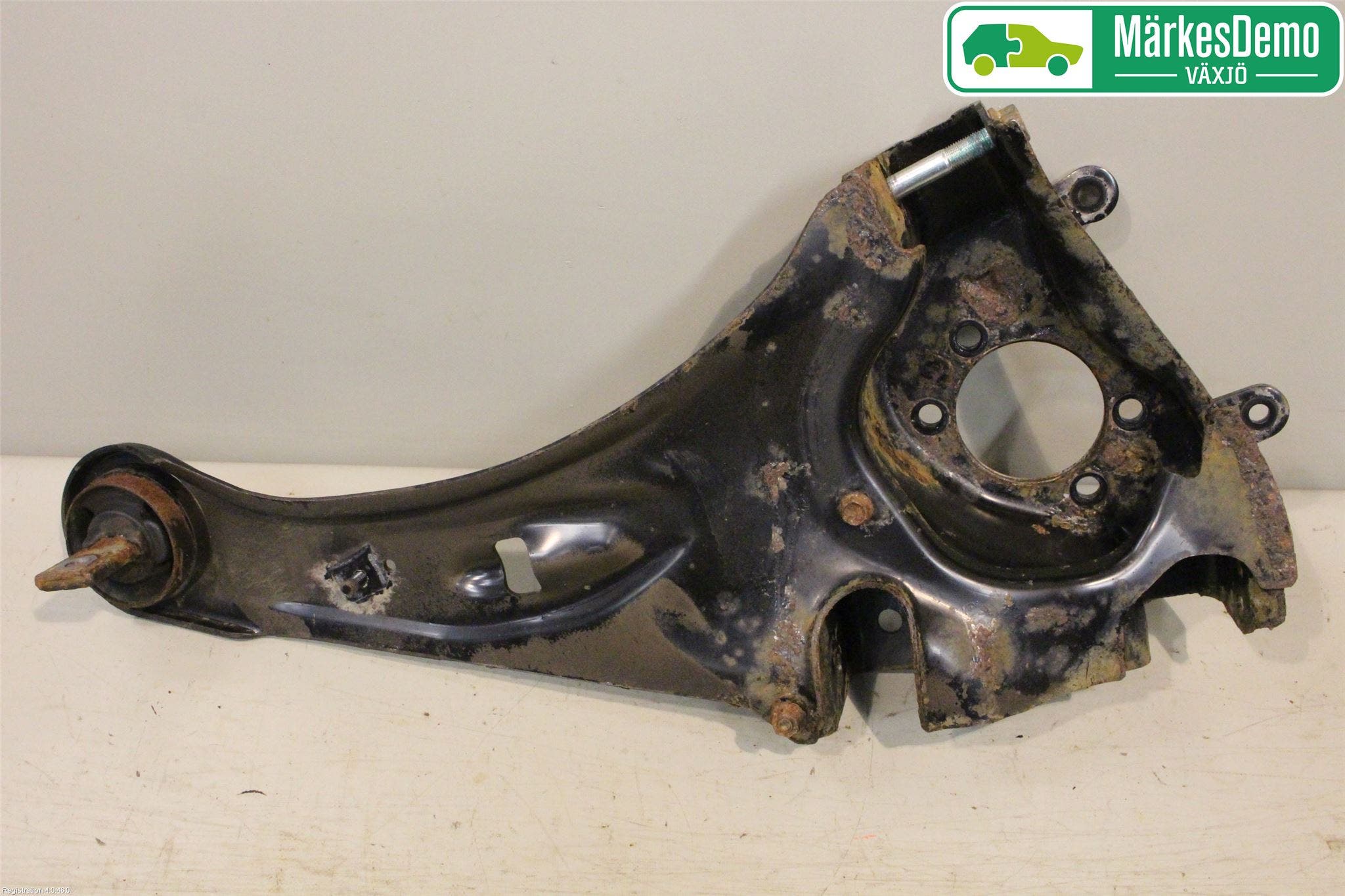 Mitsubishi ASX 10-22 Bärarm Bak Höger