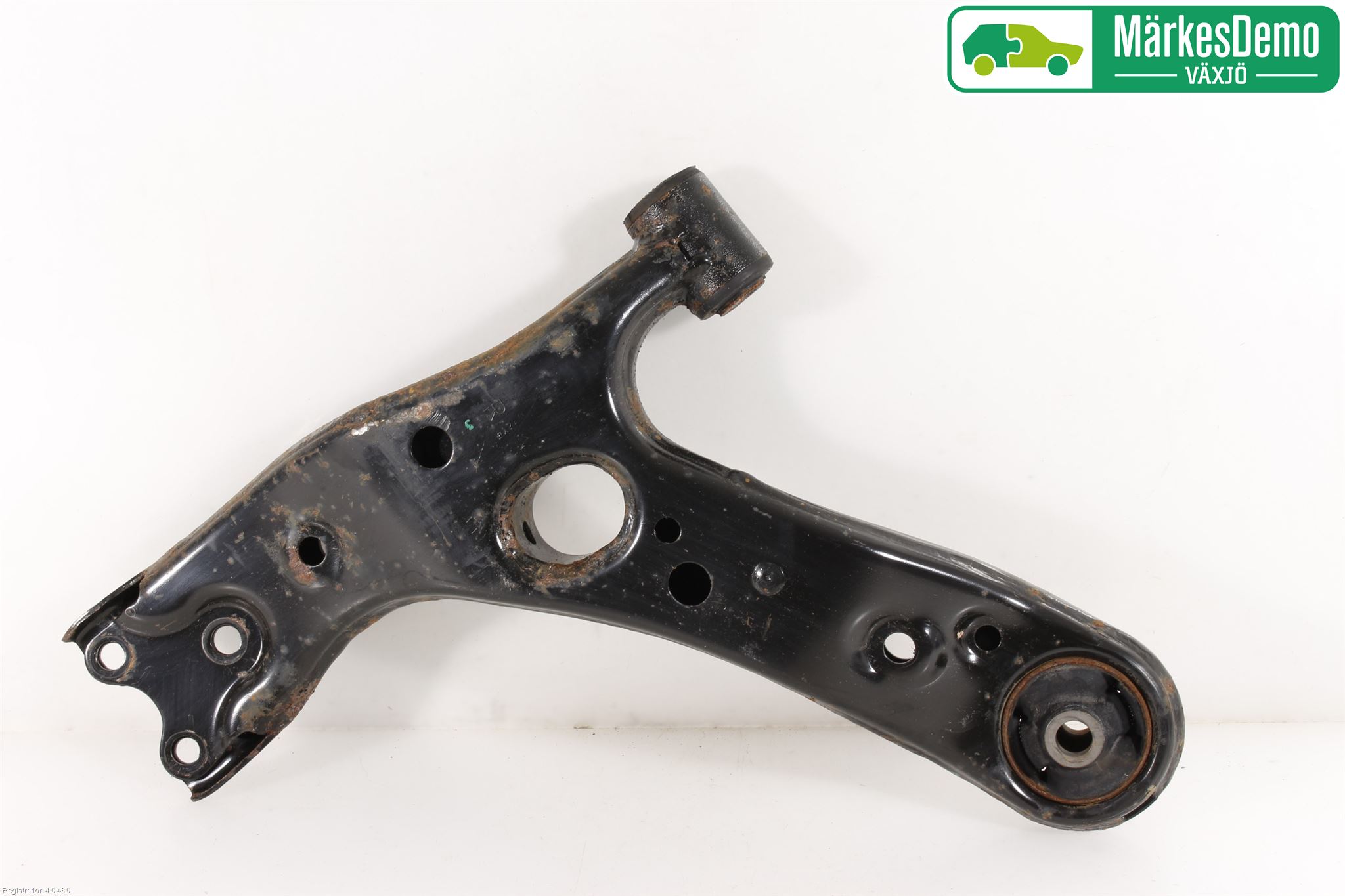 Toyota AURIS 13-19 Bärarm Fram Undre Hö