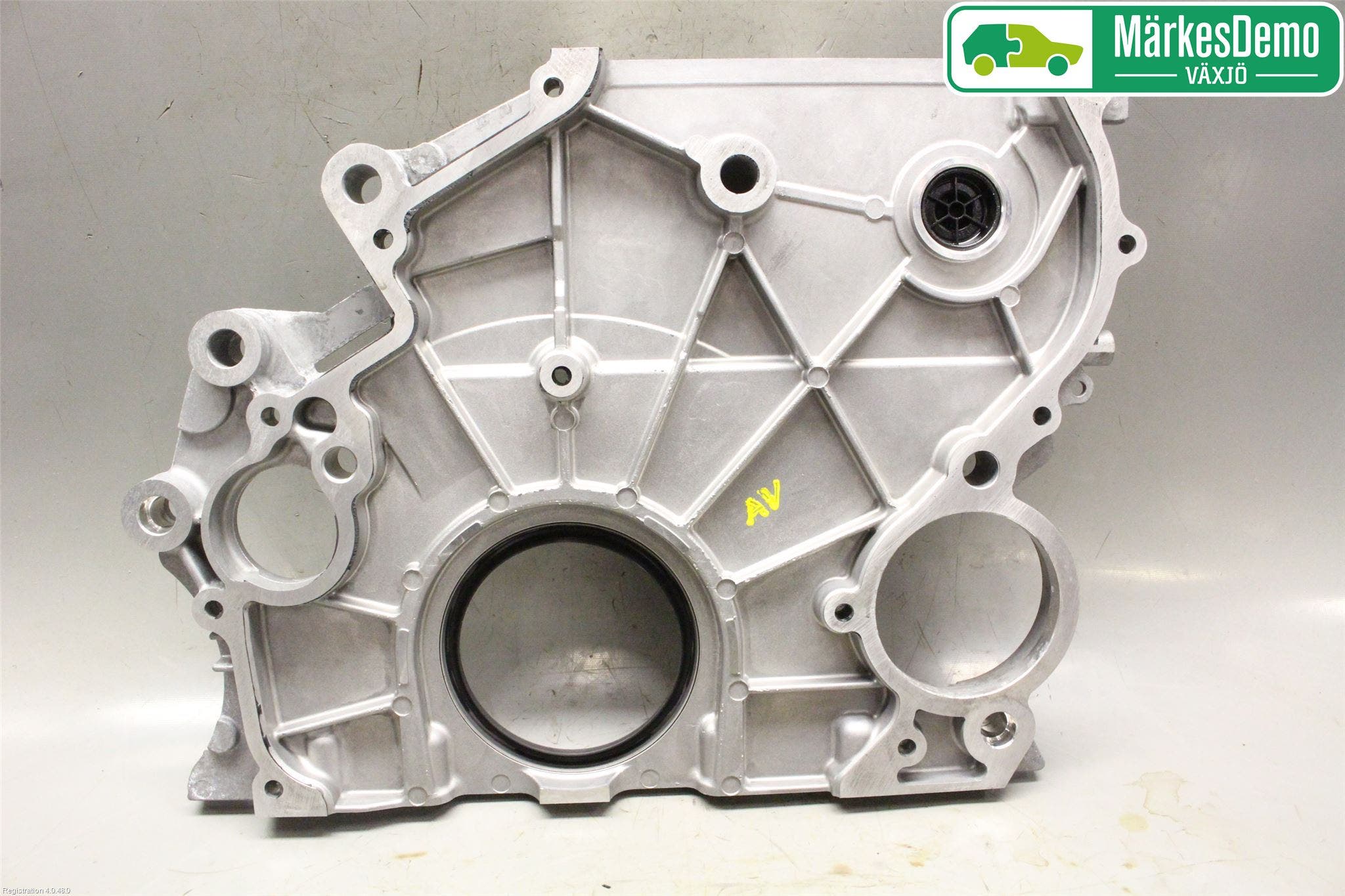 Toyota VERSO 09-18 Kamrem-Transmissionskåpa