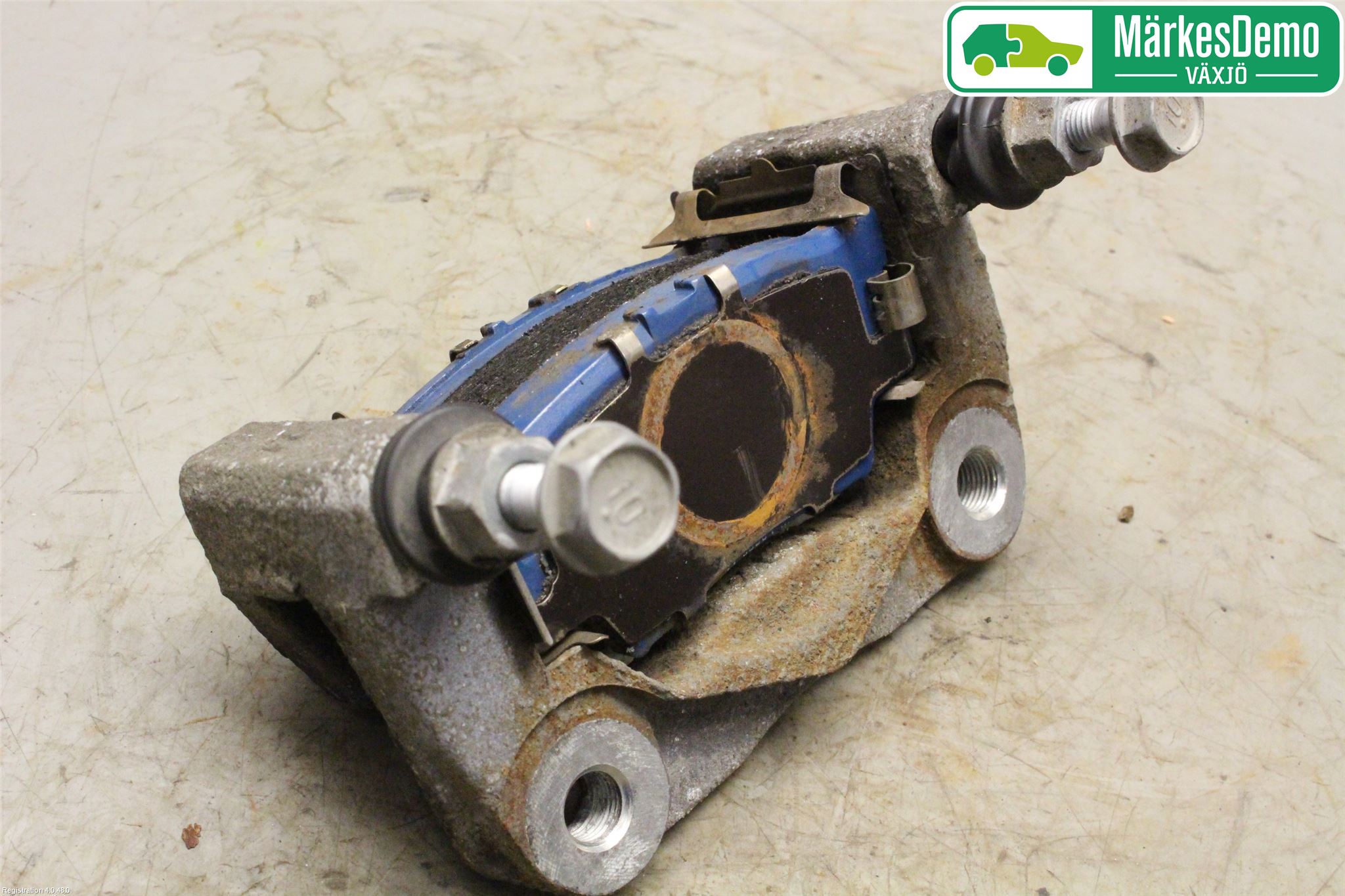 Toyota RAV4 13-18 Bromsokshållare