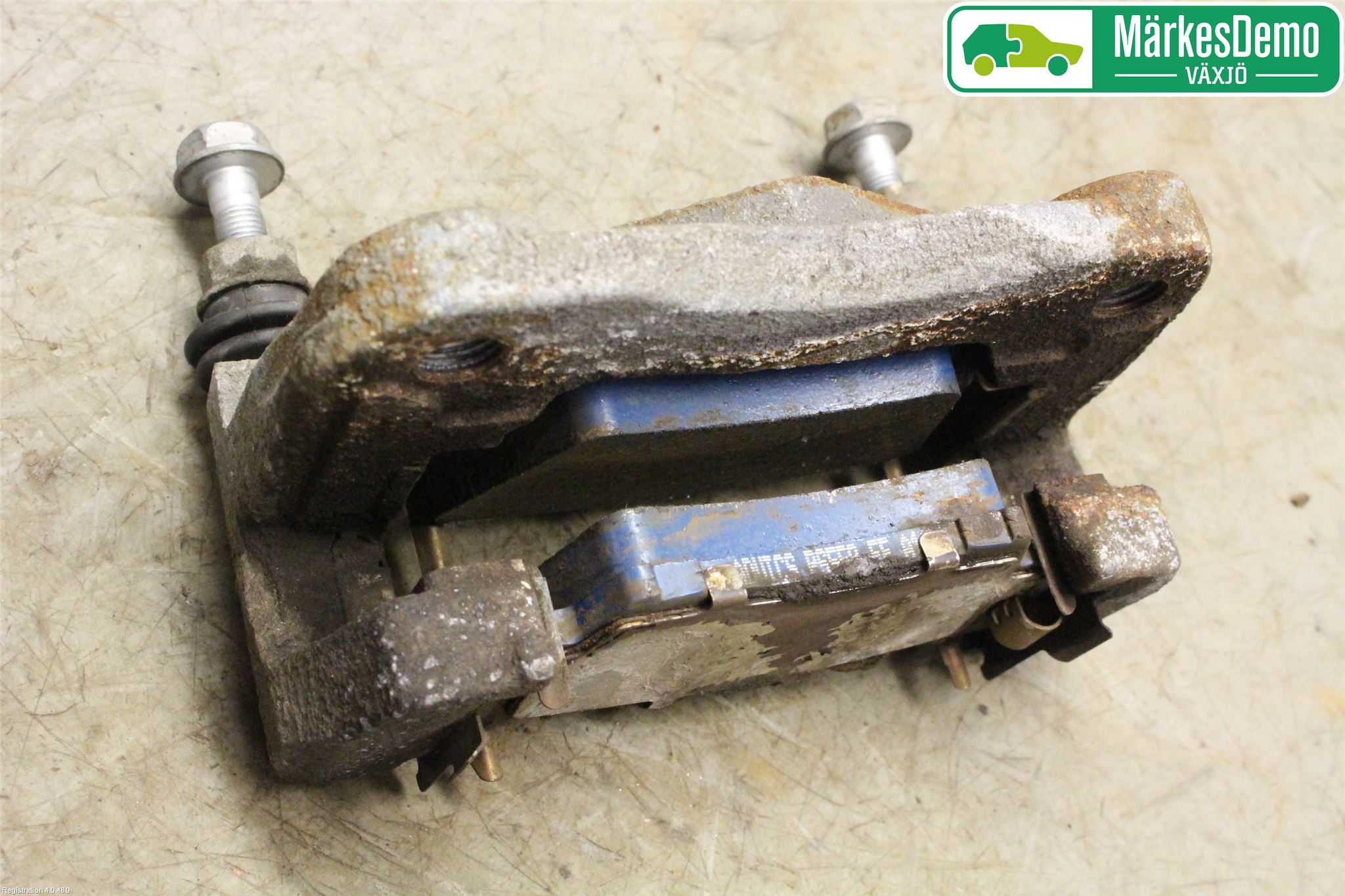 Toyota RAV4 13-18 Bromsokshållare